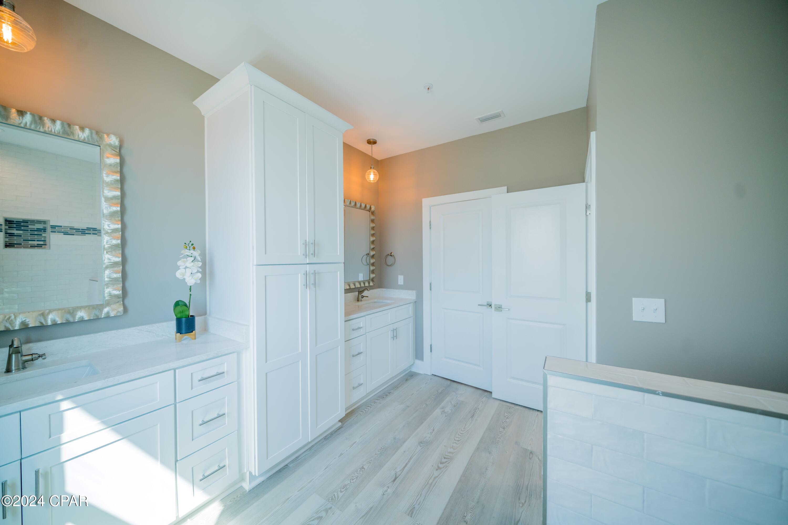 Image 18 For 111 31st Street B