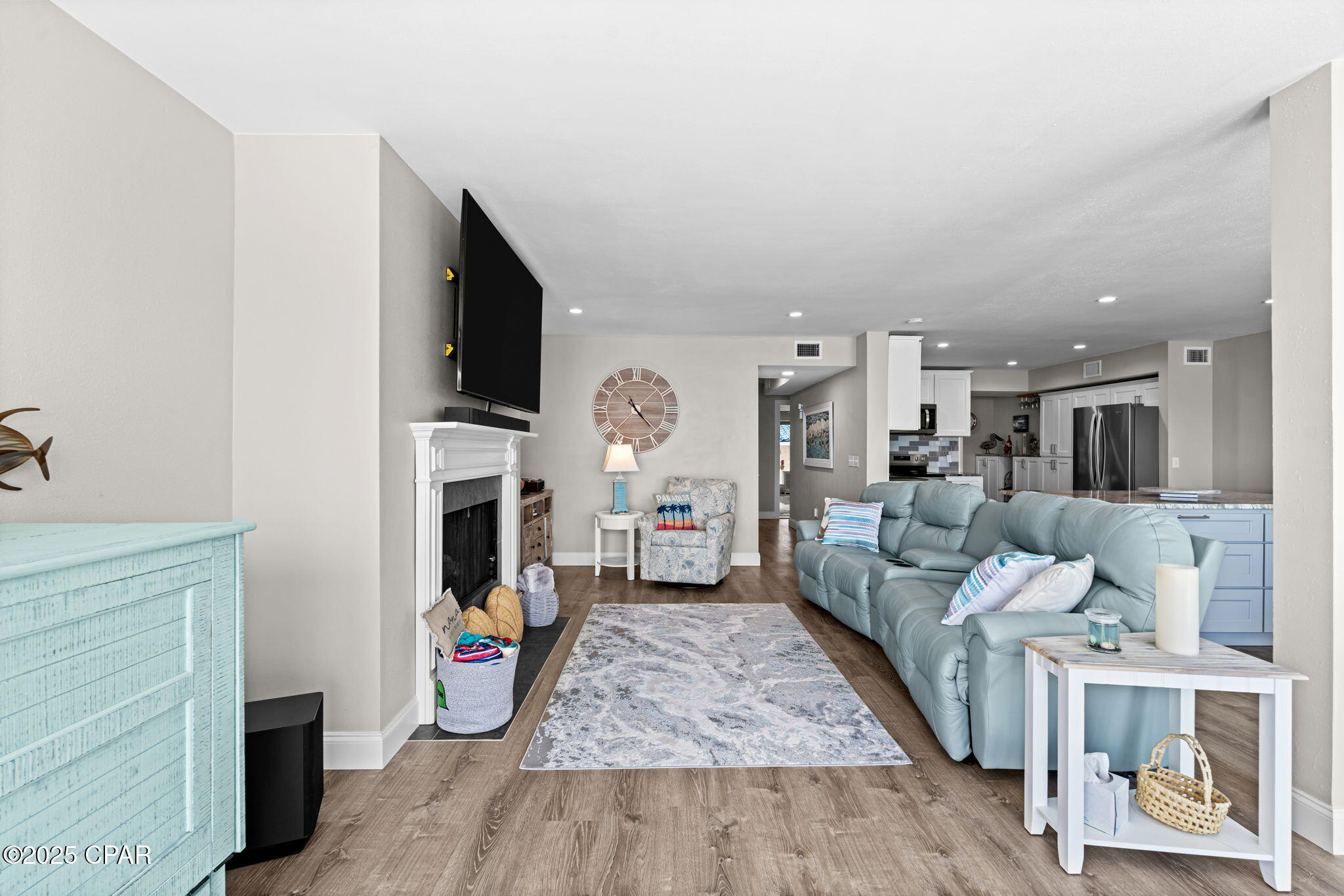 Image 10 For 425 Bayshore Drive 11