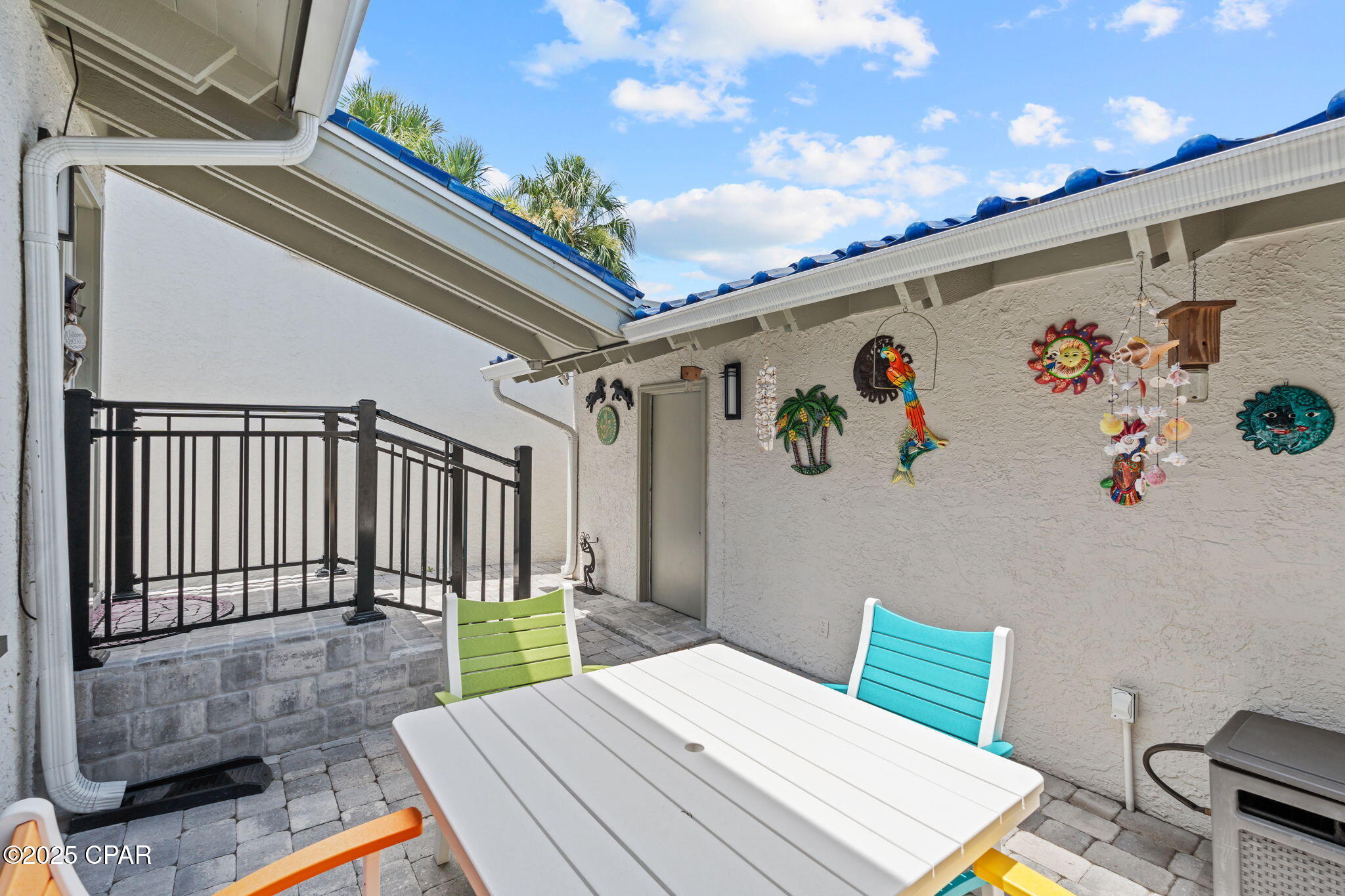 Image 4 For 425 Bayshore Drive 11