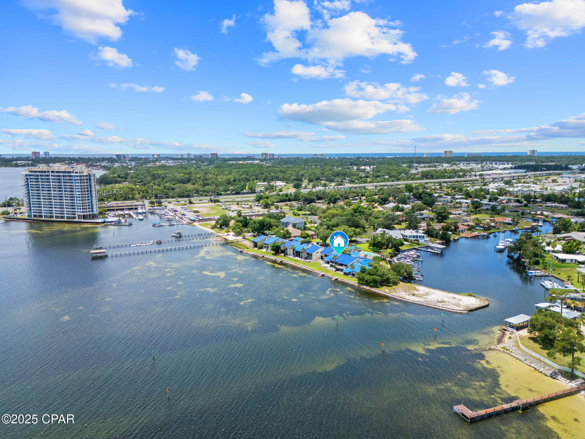 Listing photo id 49 for 425 Bayshore Drive 11