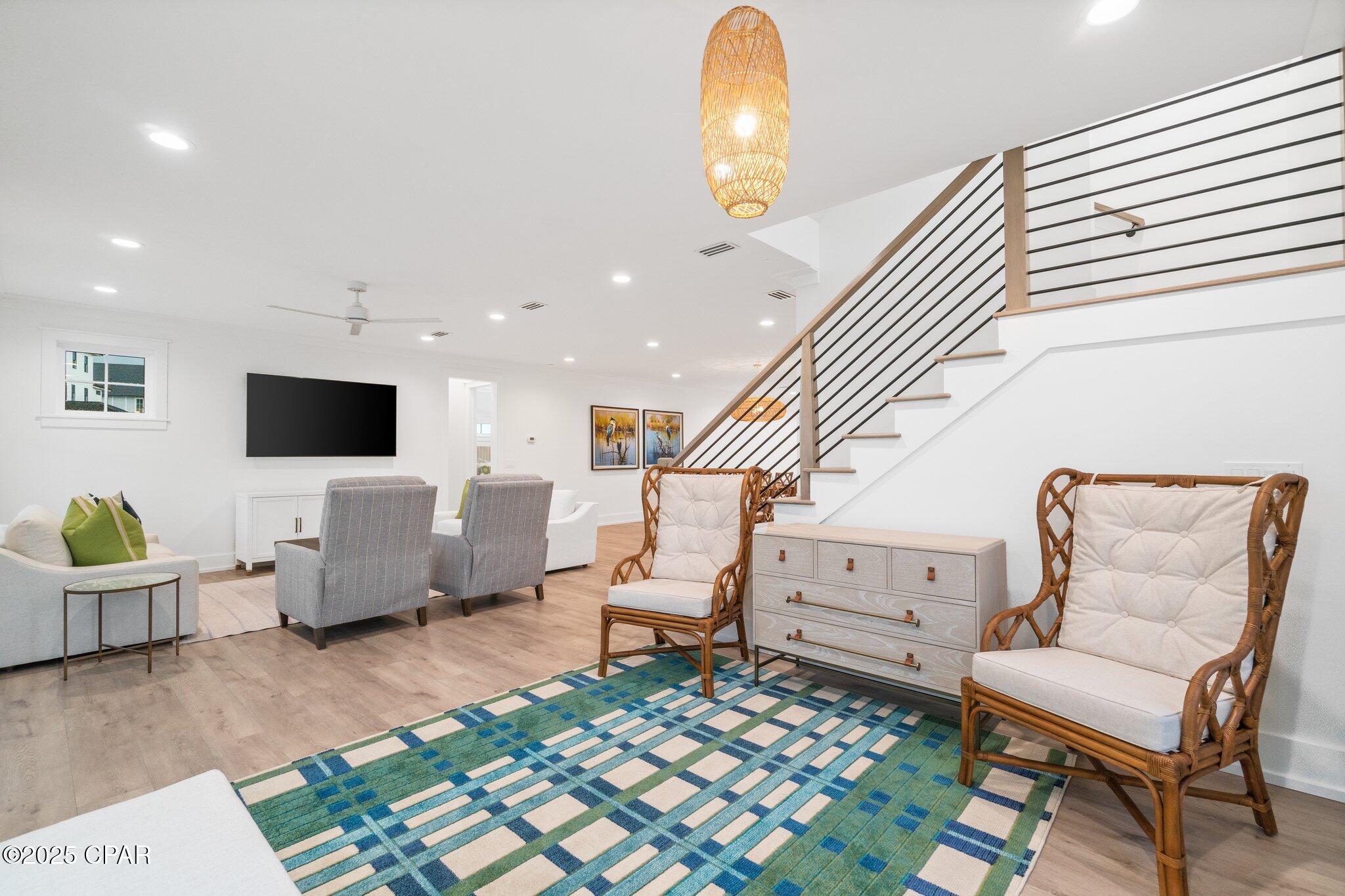 Image 9 For 201 Sugar Sand