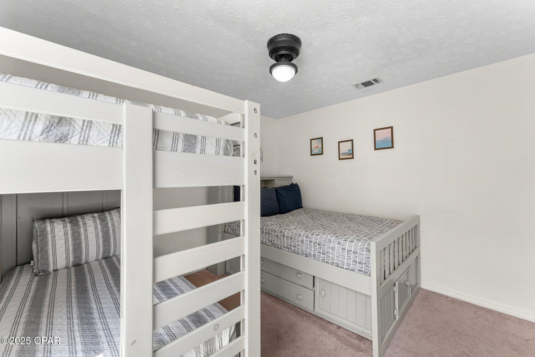 Image 13 For 3924 Vicar Street