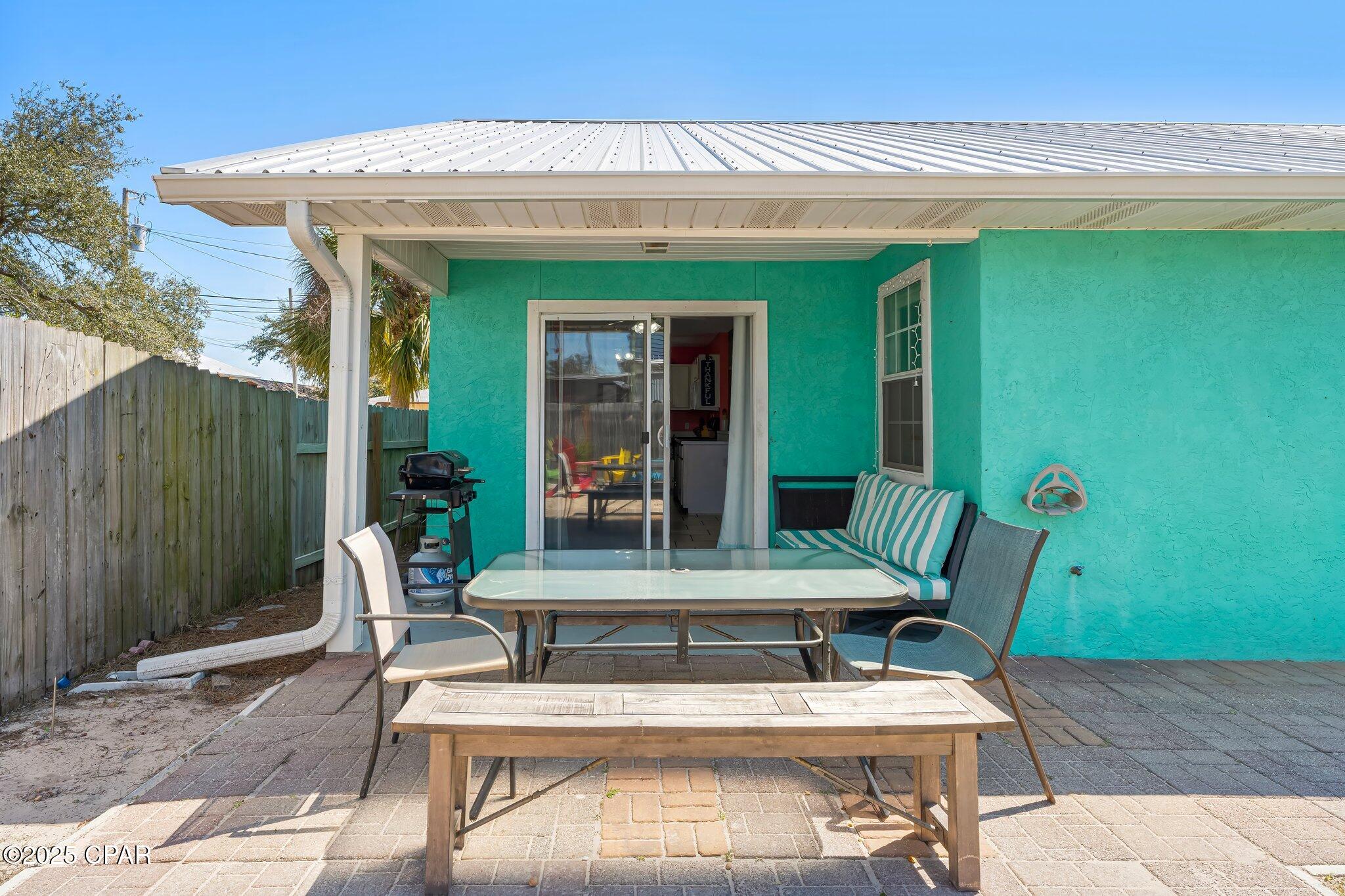 Image 29 For 3924 Vicar Street