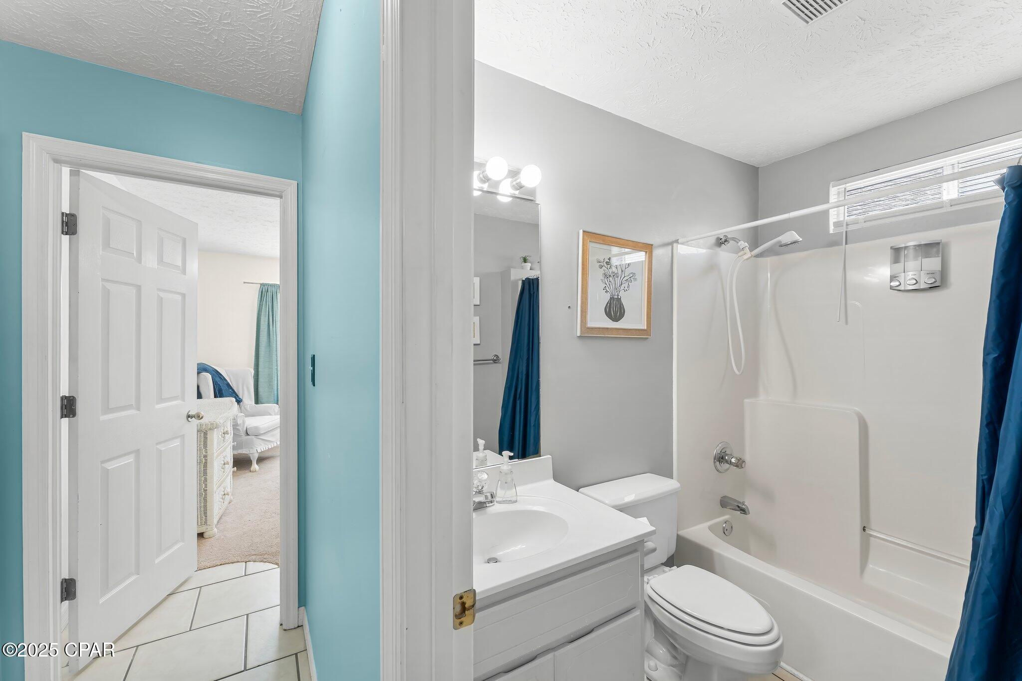 Image 9 For 3924 Vicar Street