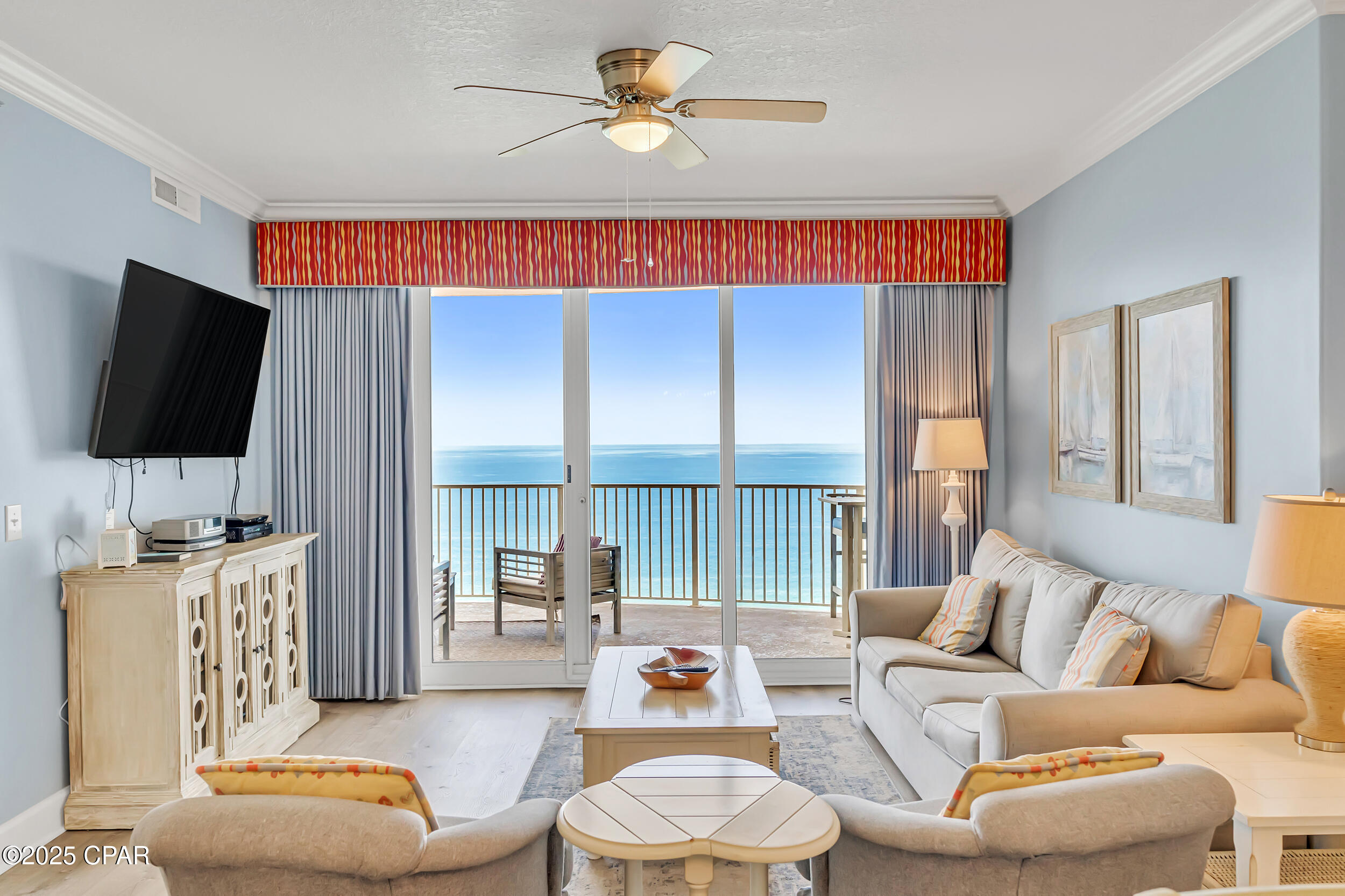 Listing photo id 1 for 17545 Front Beach Road 2004