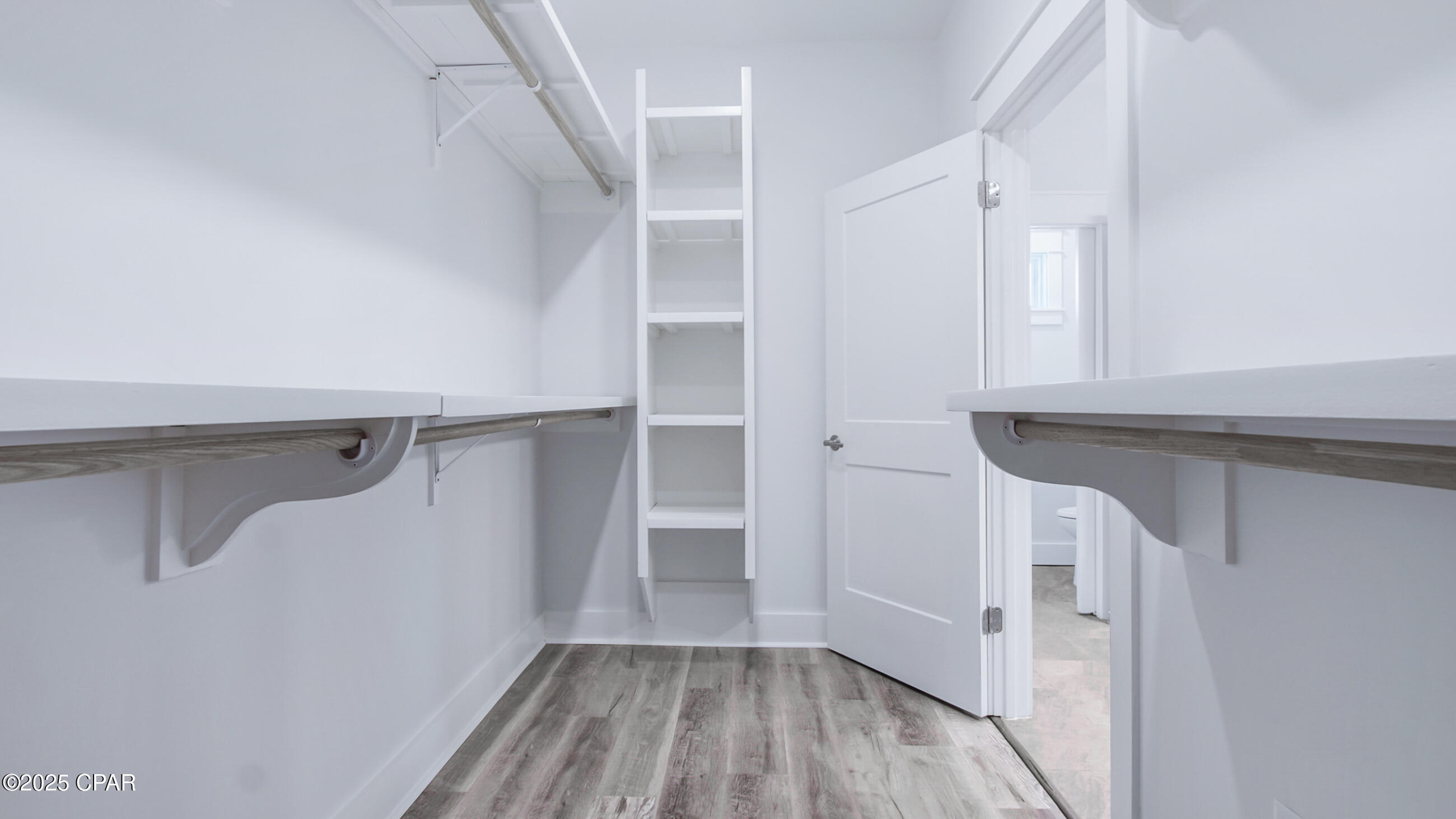 Image 19 For 1113 New Hampshire Avenue