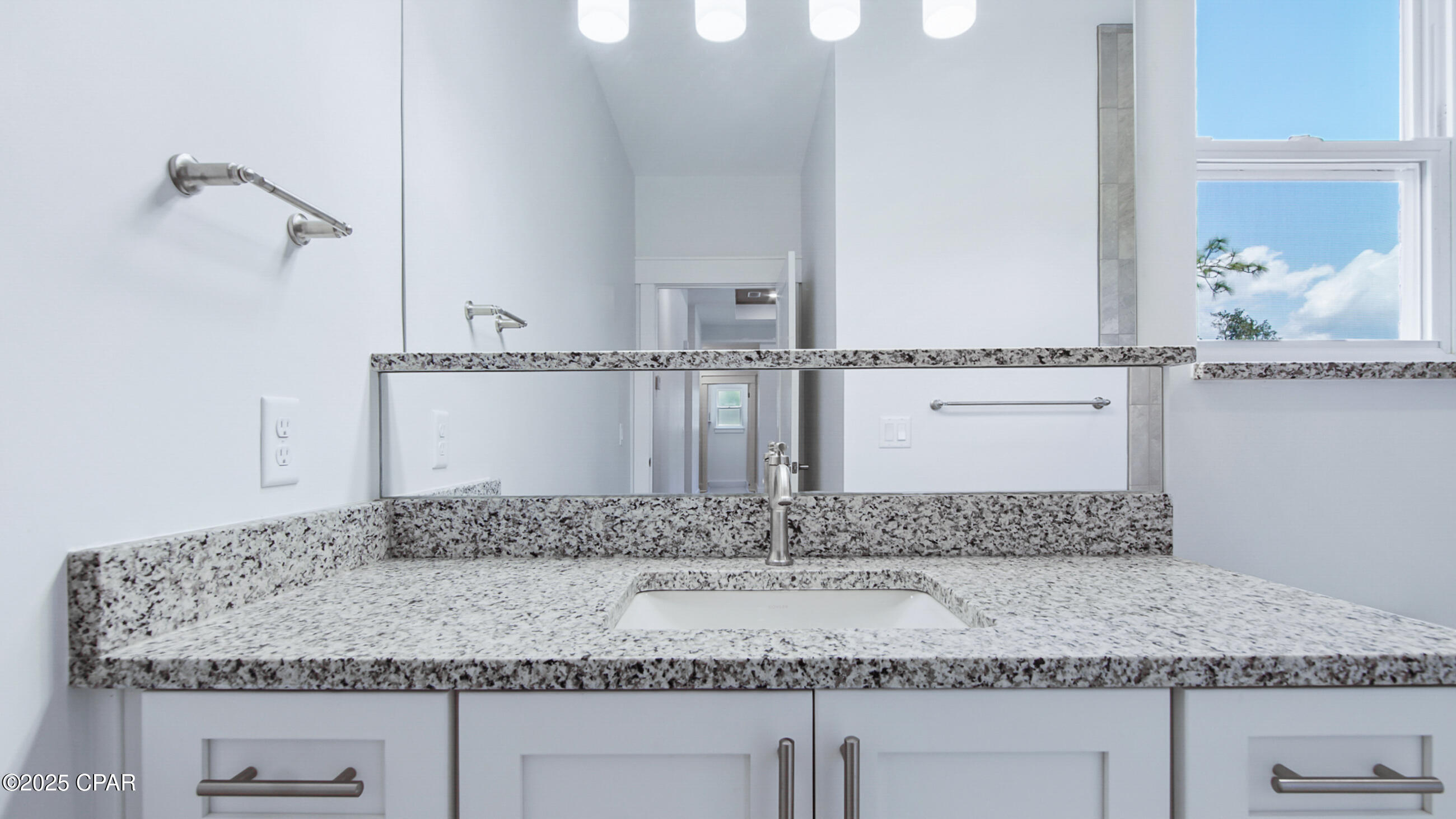 Image 24 For 1113 New Hampshire Avenue