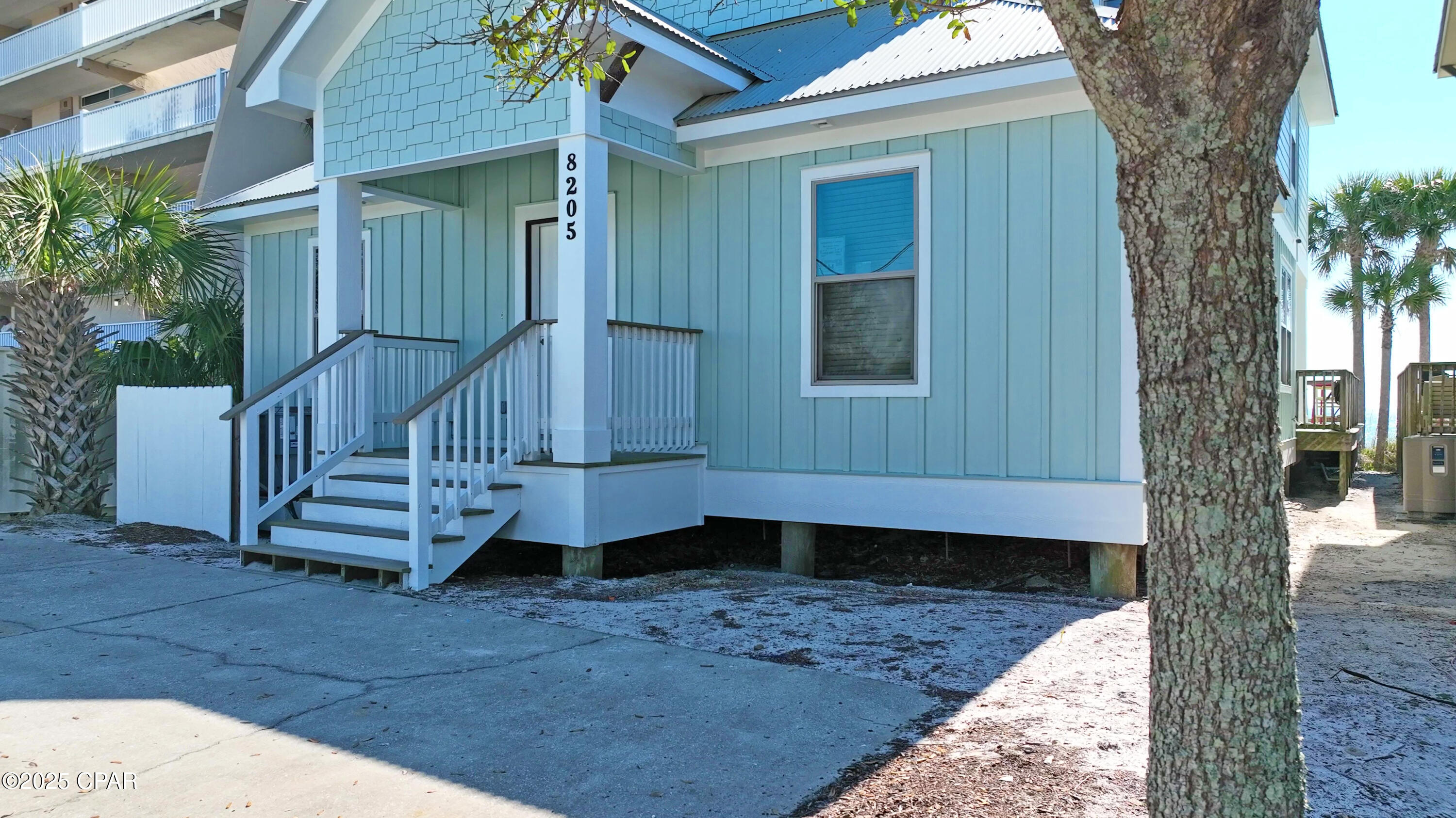 Image 2 For 8205 Surf Drive