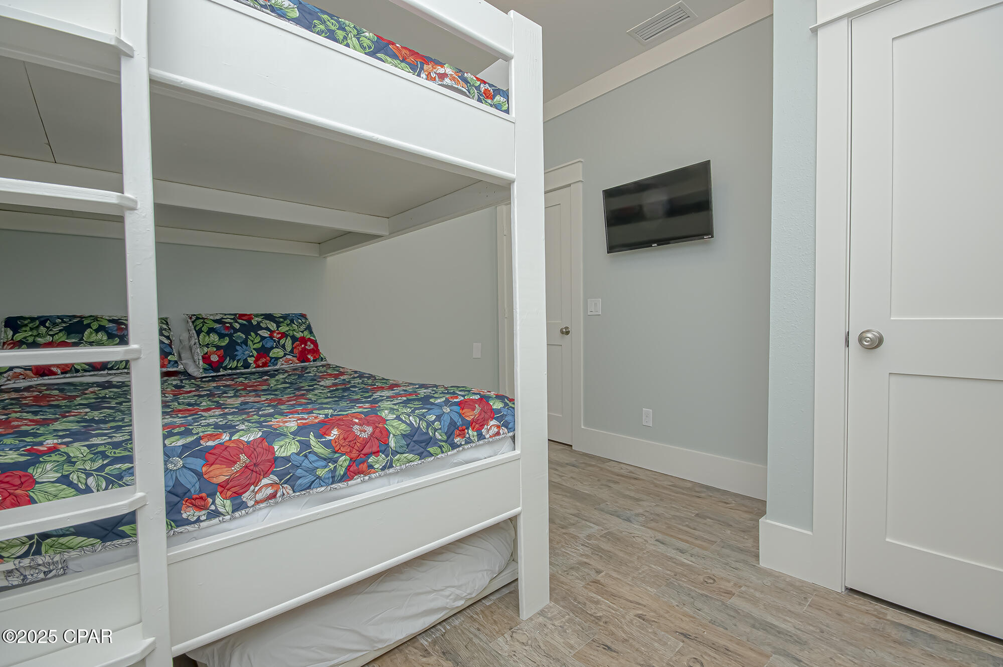 Image 67 For 8205 Surf Drive