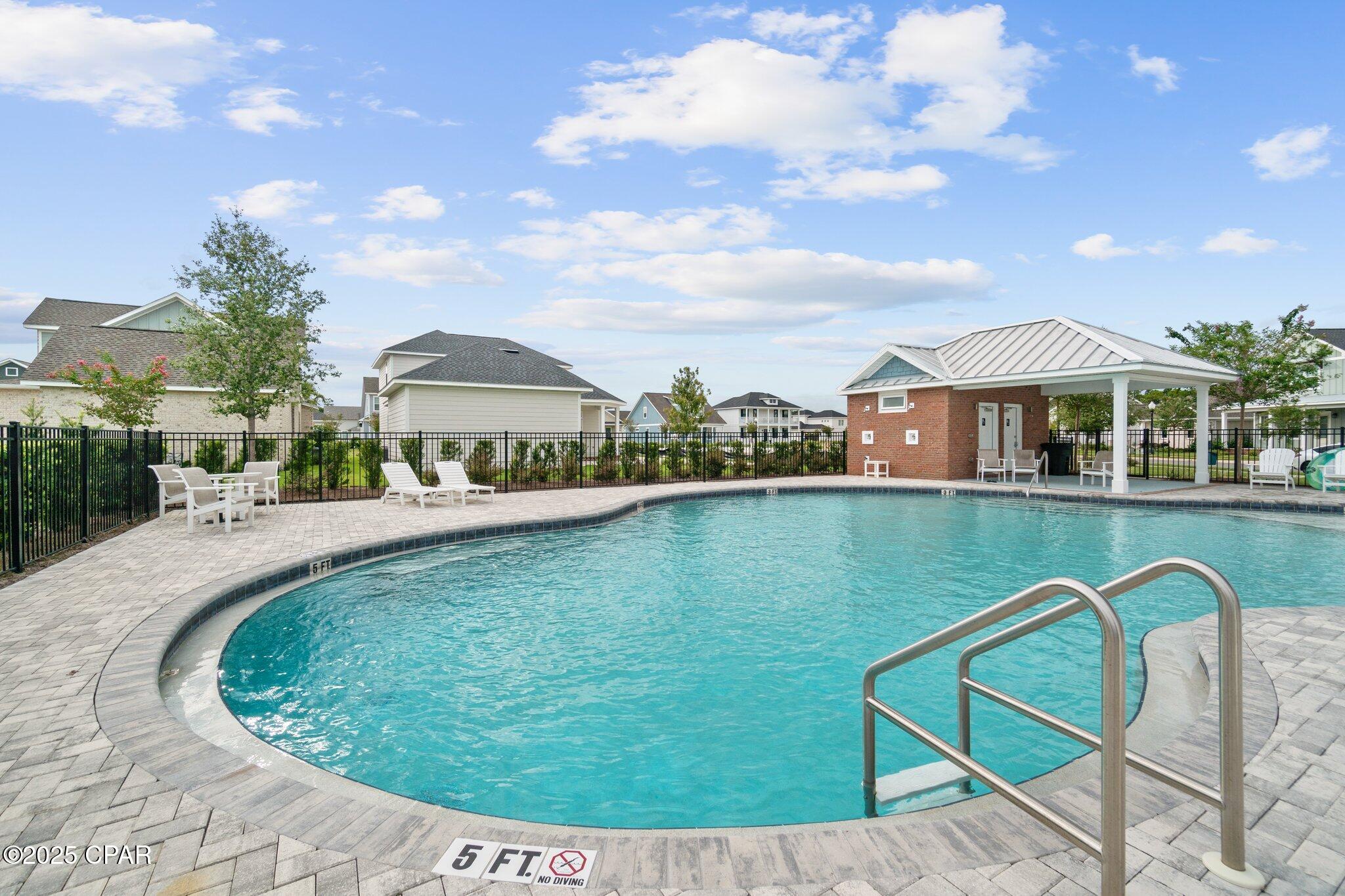 Image 42 For 119 Johns Island Way