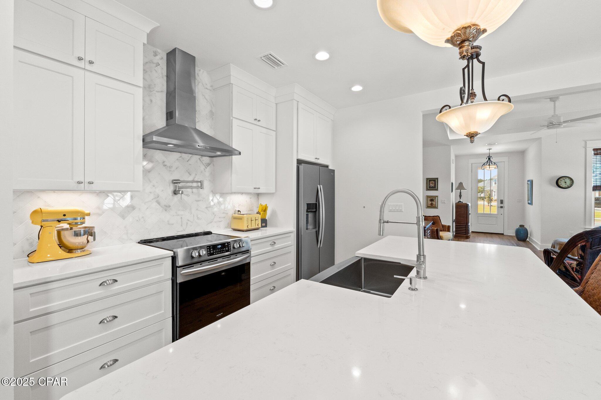 Image 8 For 119 Johns Island Way