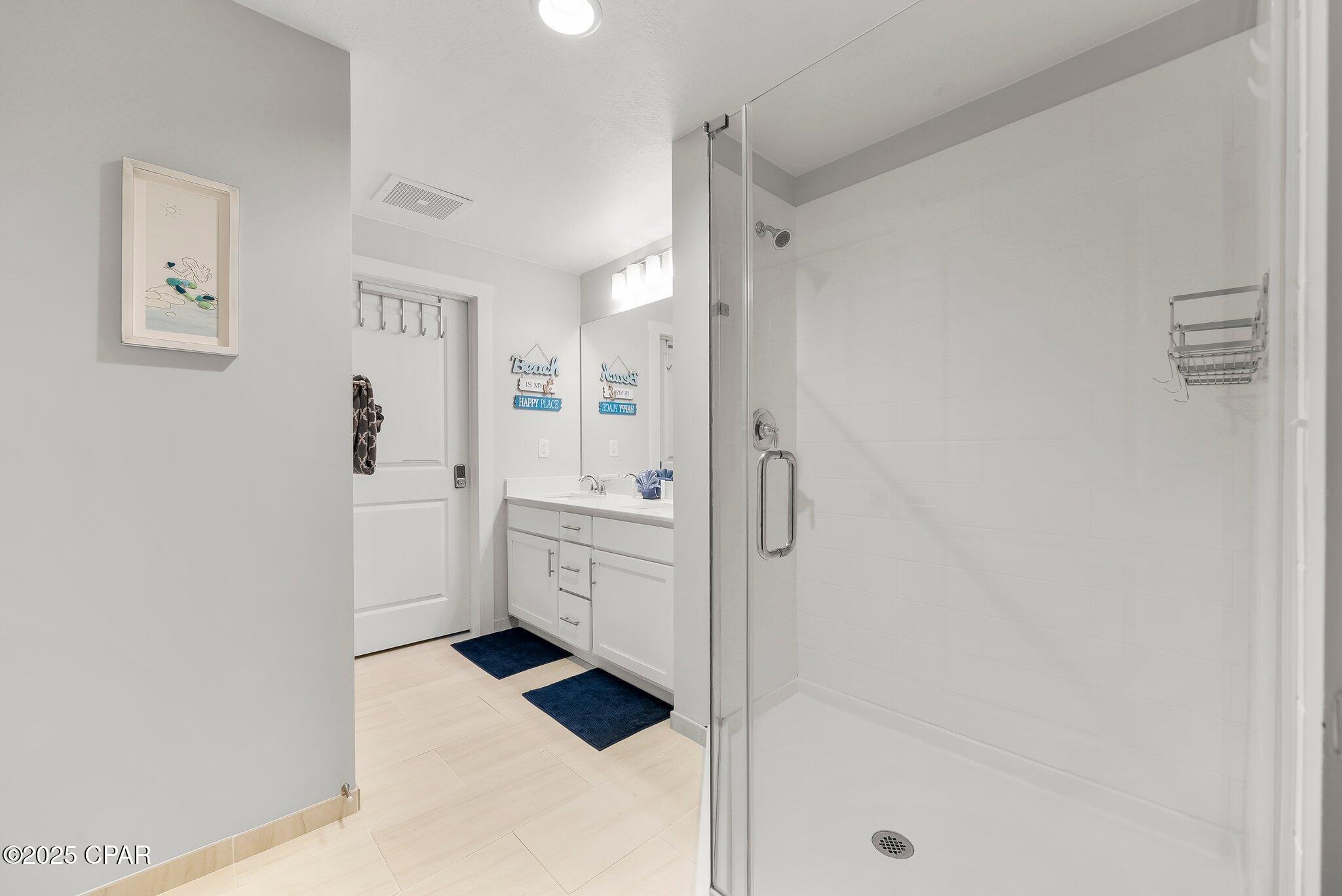 Image 12 For 15928 Front Beach Road 3-909