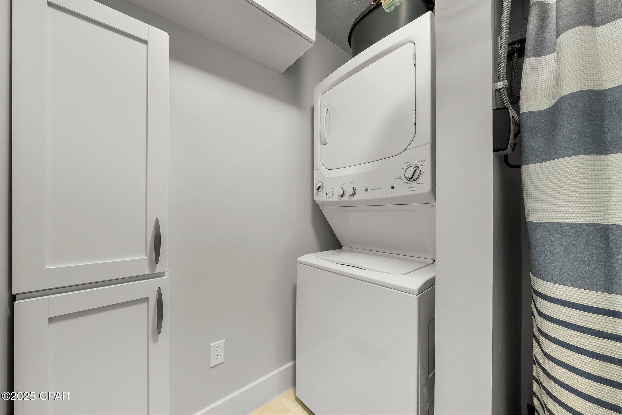 Image 17 For 15928 Front Beach Road 3-909