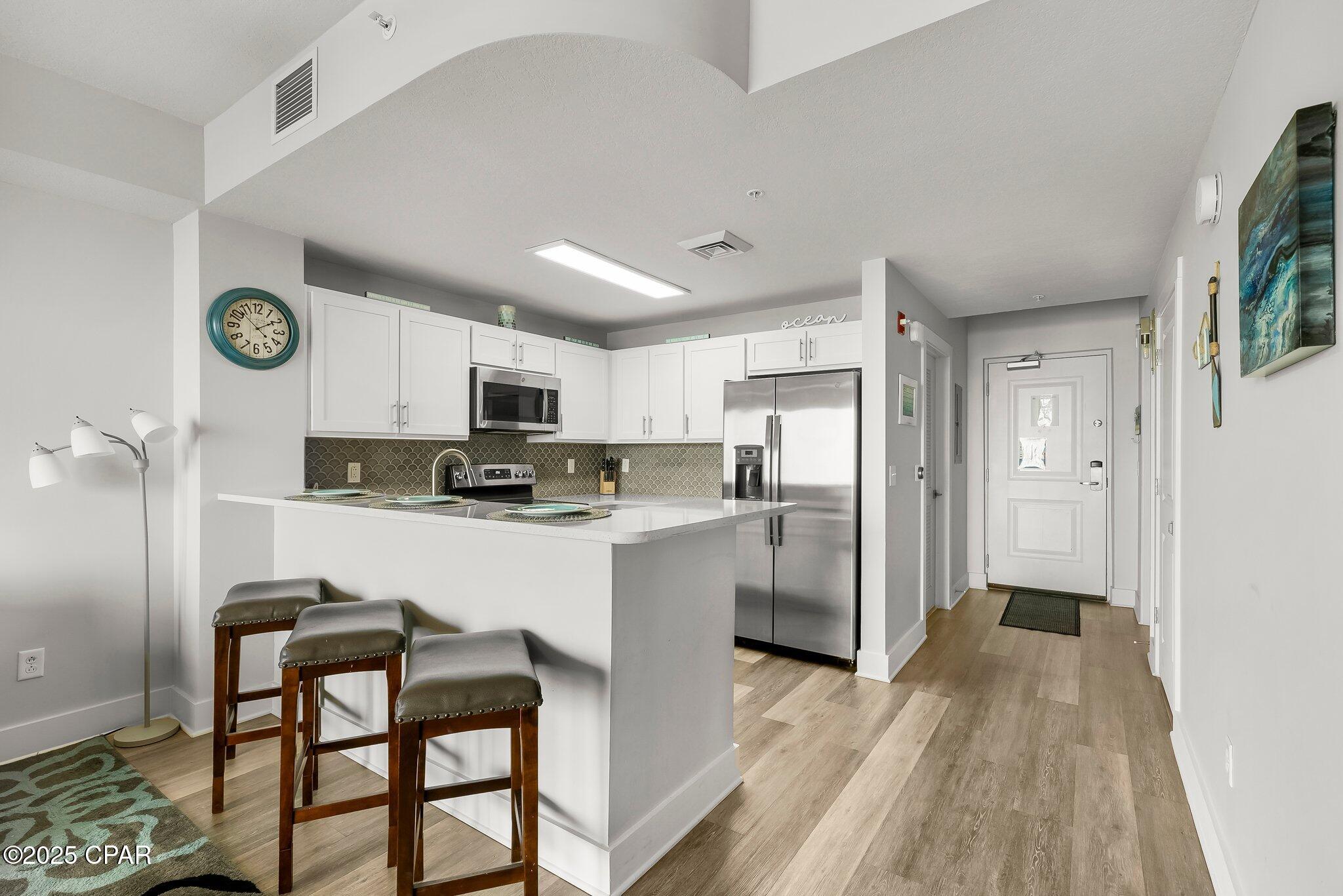 Image 3 For 15928 Front Beach Road 3-909