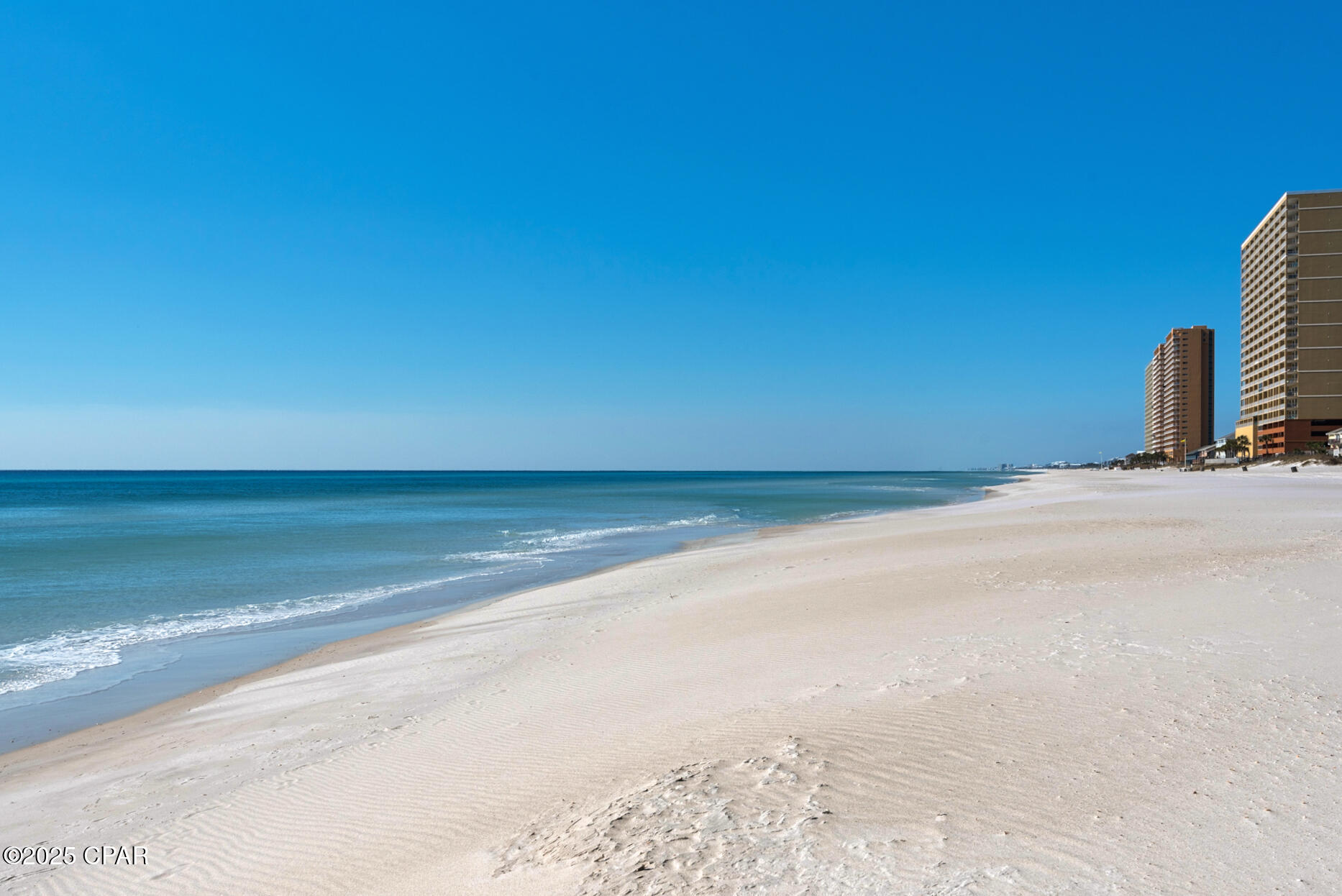 Listing photo id 22 for 17545 Front Beach Road 1105