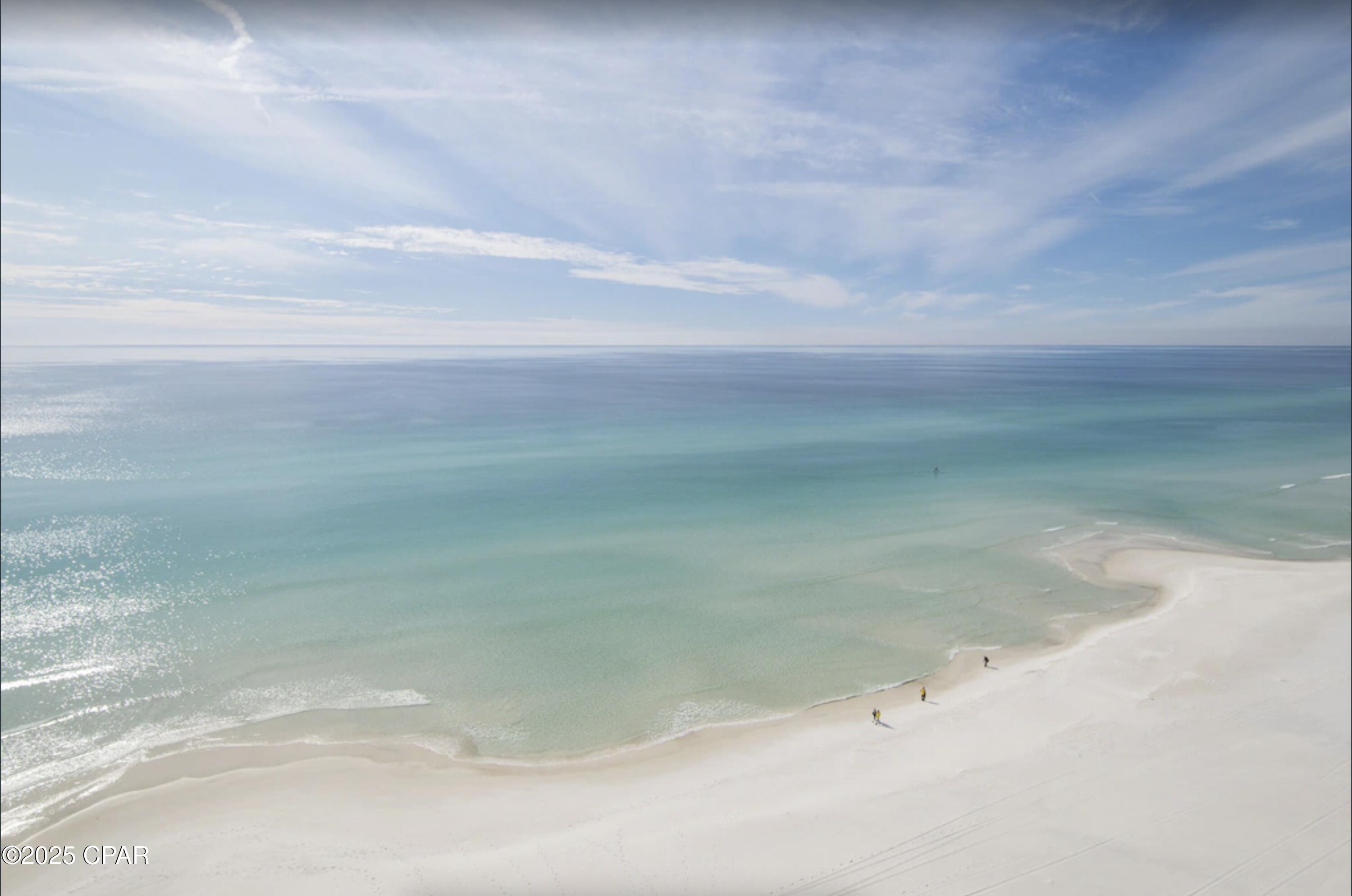 Listing photo id 23 for 17545 Front Beach Road 1105