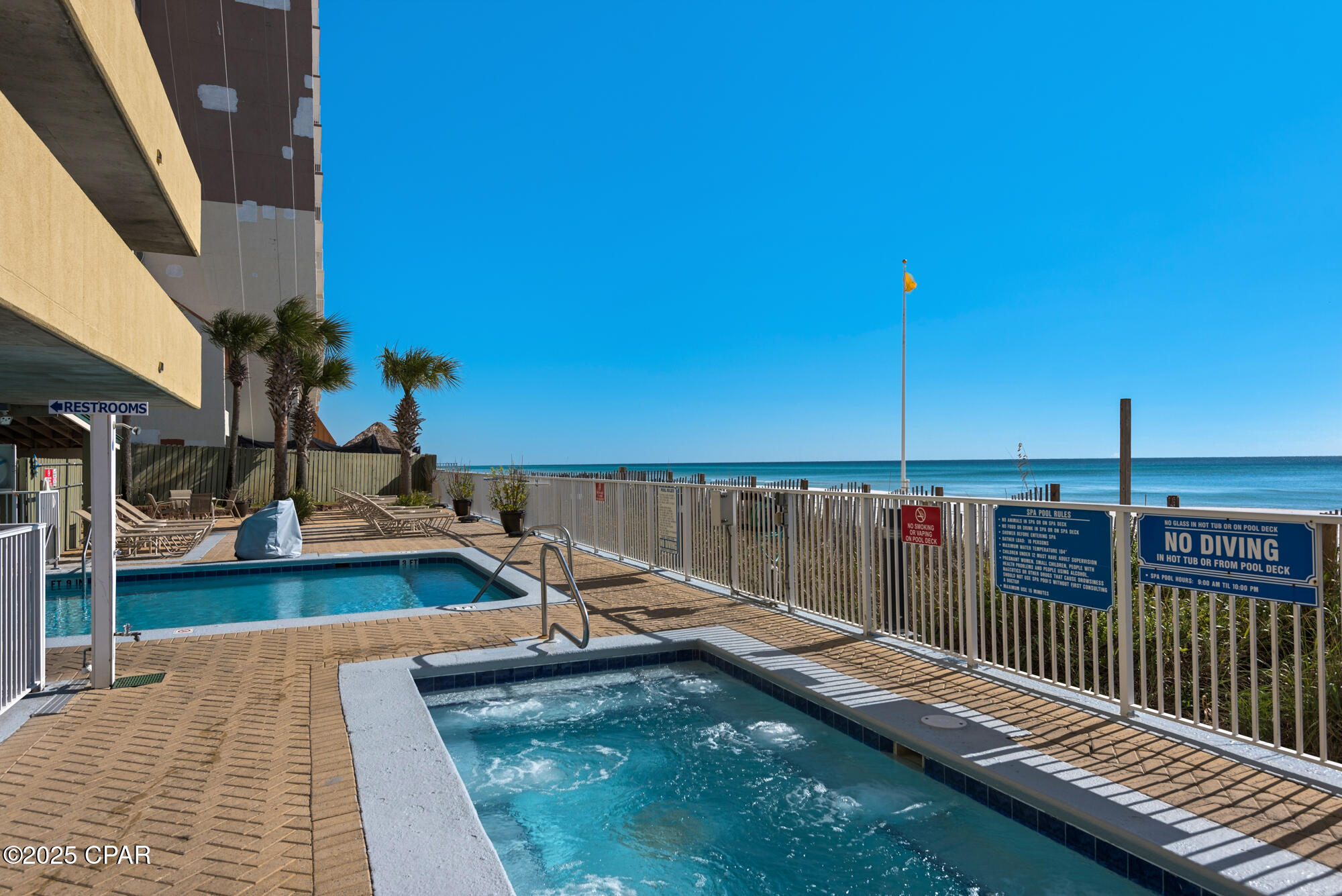 Listing photo id 27 for 17545 Front Beach Road 1105