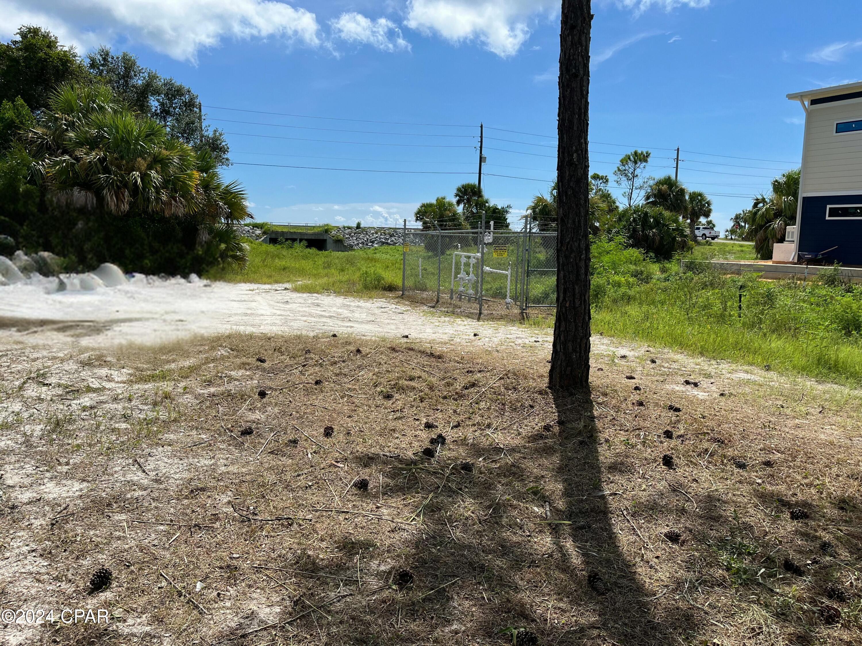 Image 8 For 6661 Americus Avenue