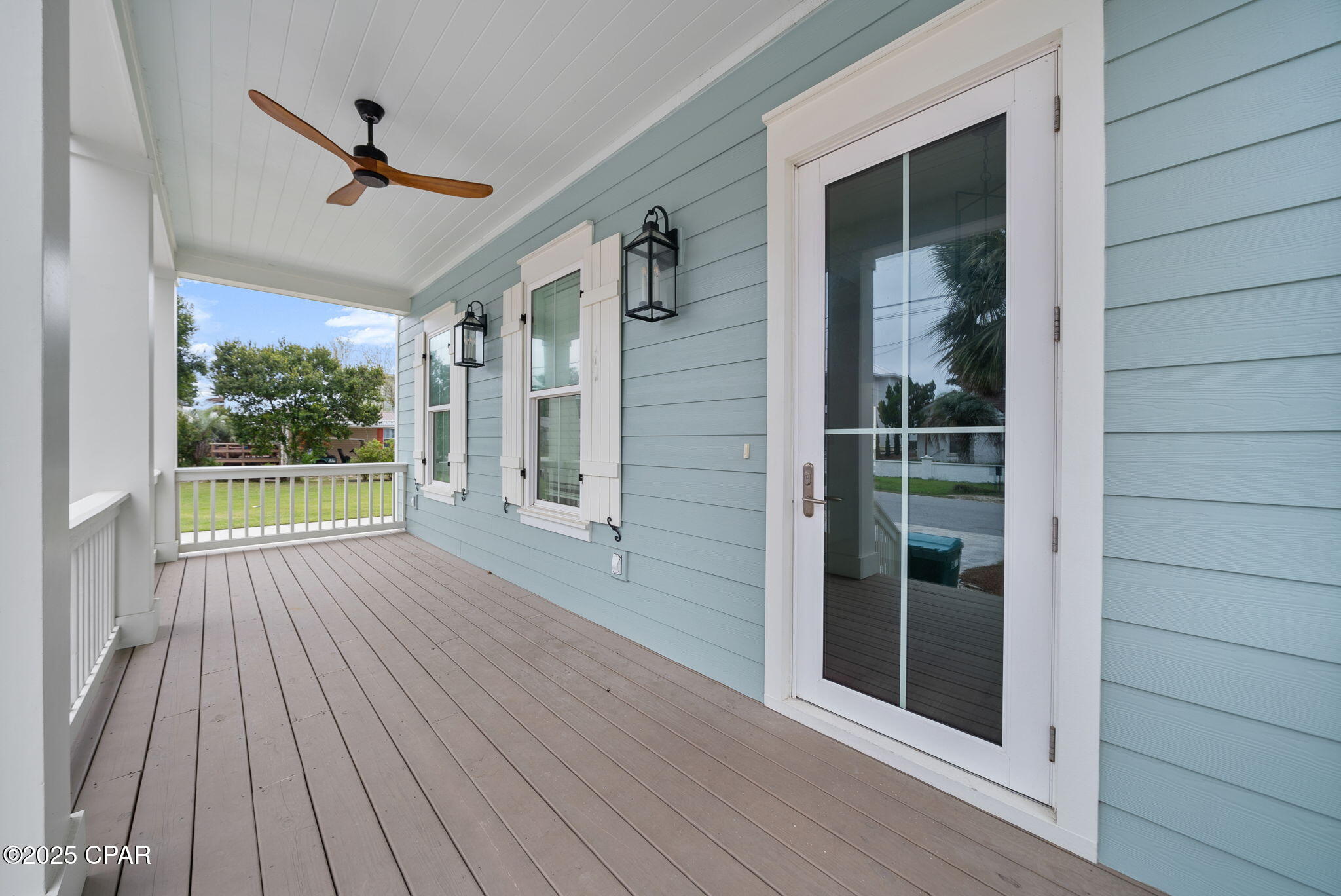 Image 29 For 219 Lakeshore Drive