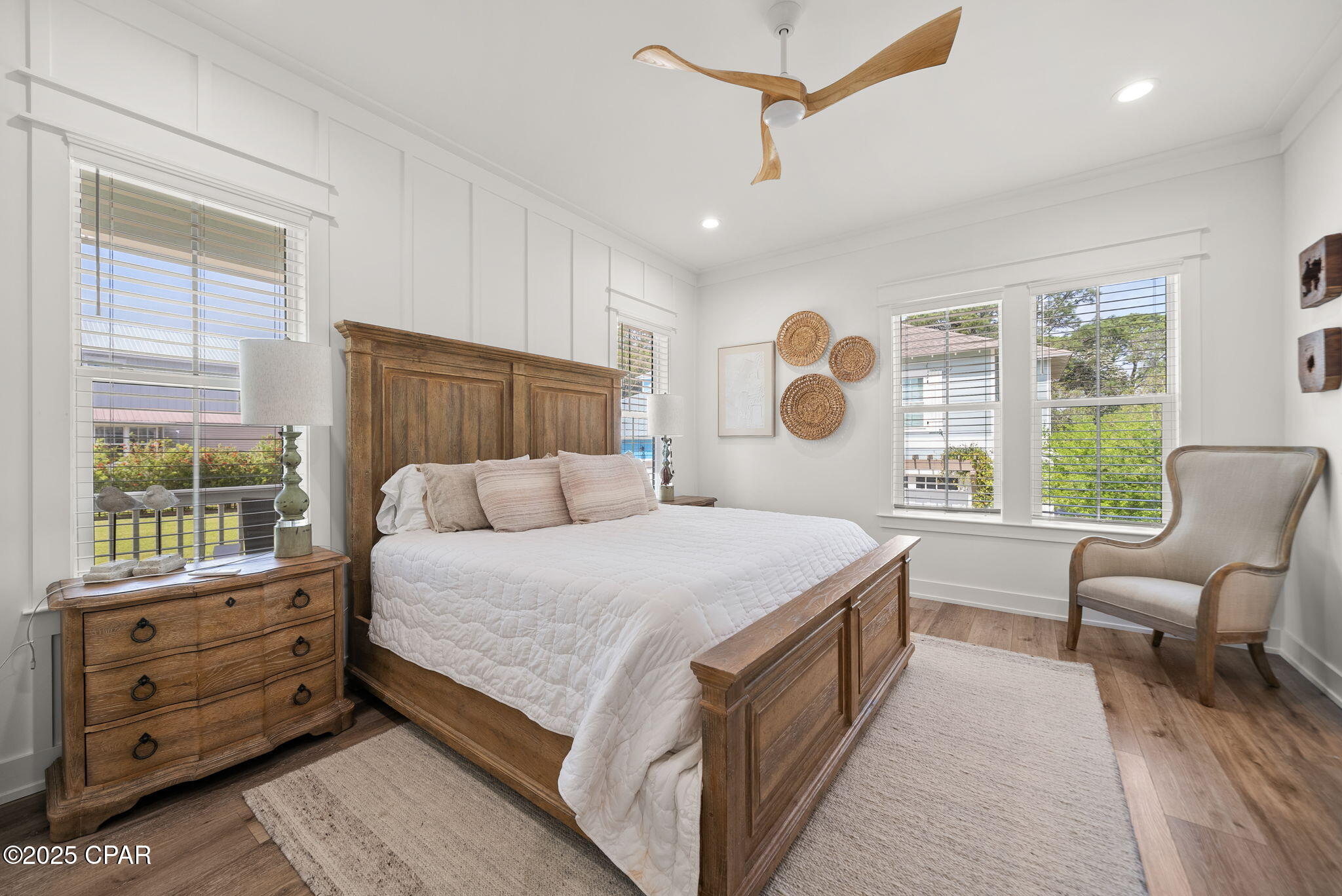 Image 3 For 219 Lakeshore Drive