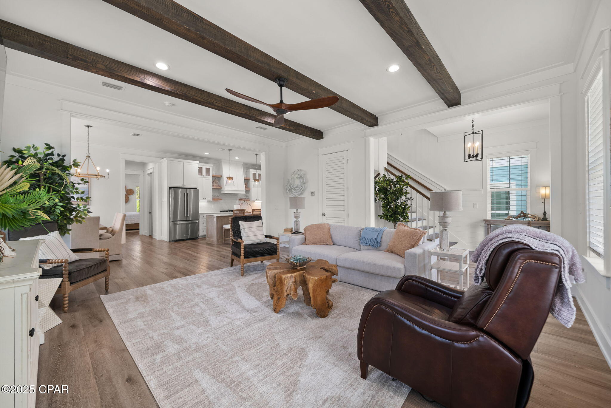 Image 8 For 219 Lakeshore Drive