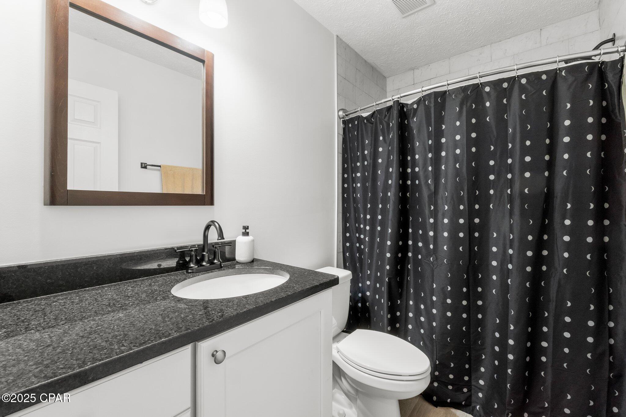 Image 16 For 223 Woodlawn Court