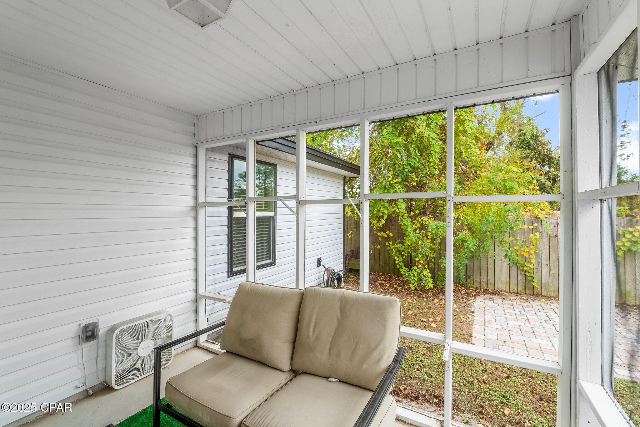 Image 18 For 223 Woodlawn Court