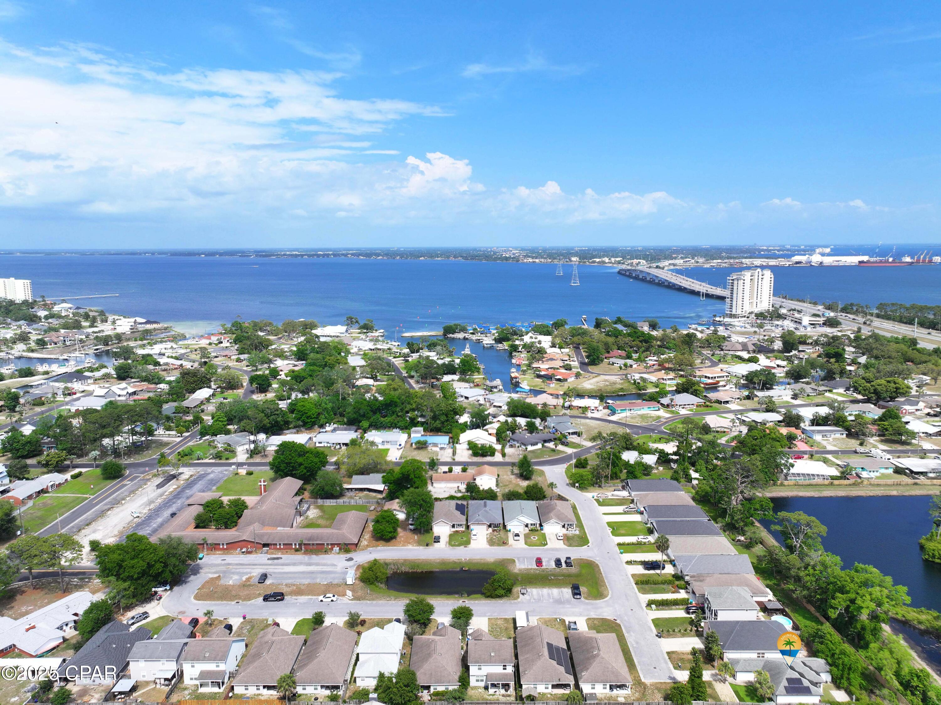 Image 28 For 223 Woodlawn Court