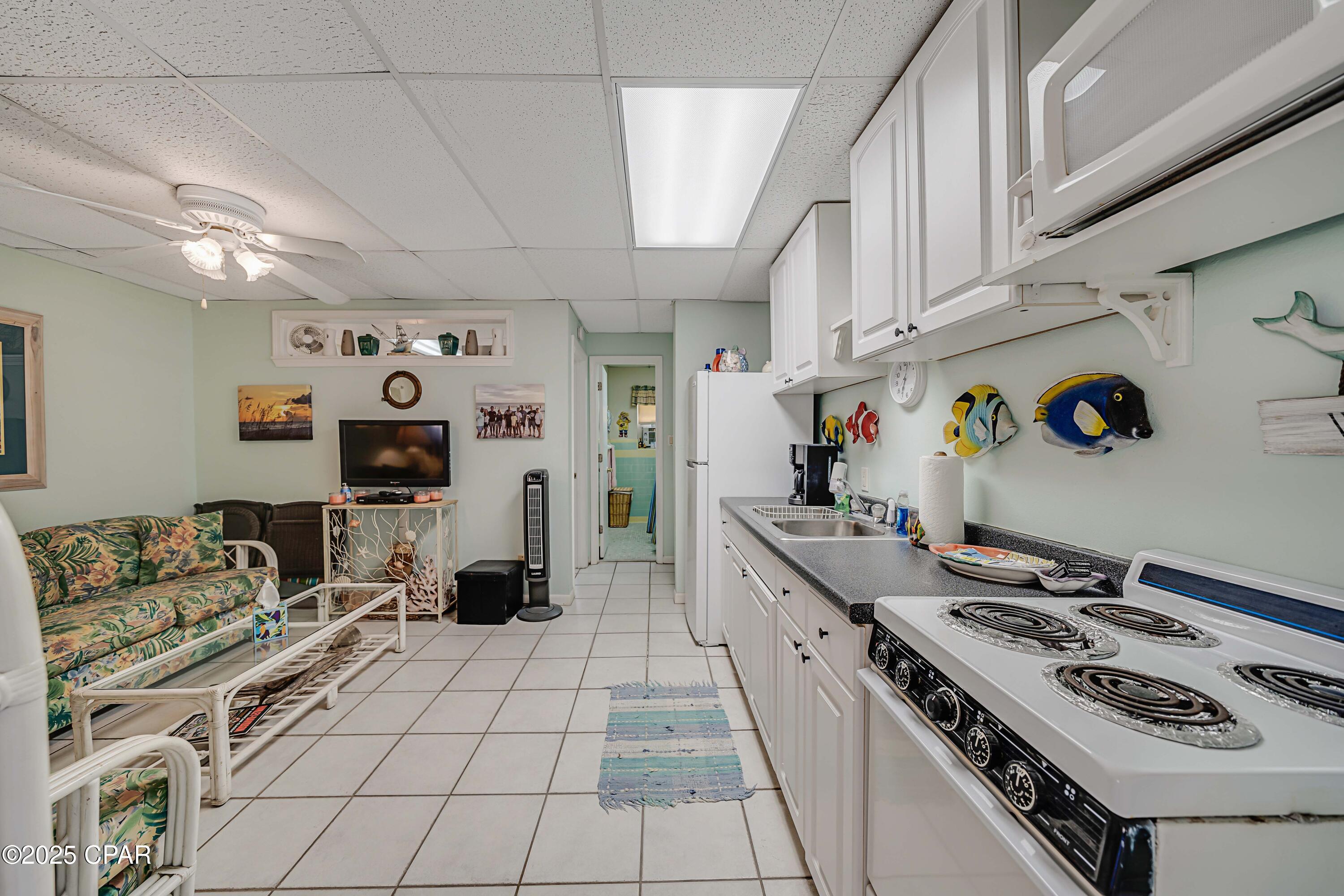 Image 4 For 5323 Thomas Drive 25