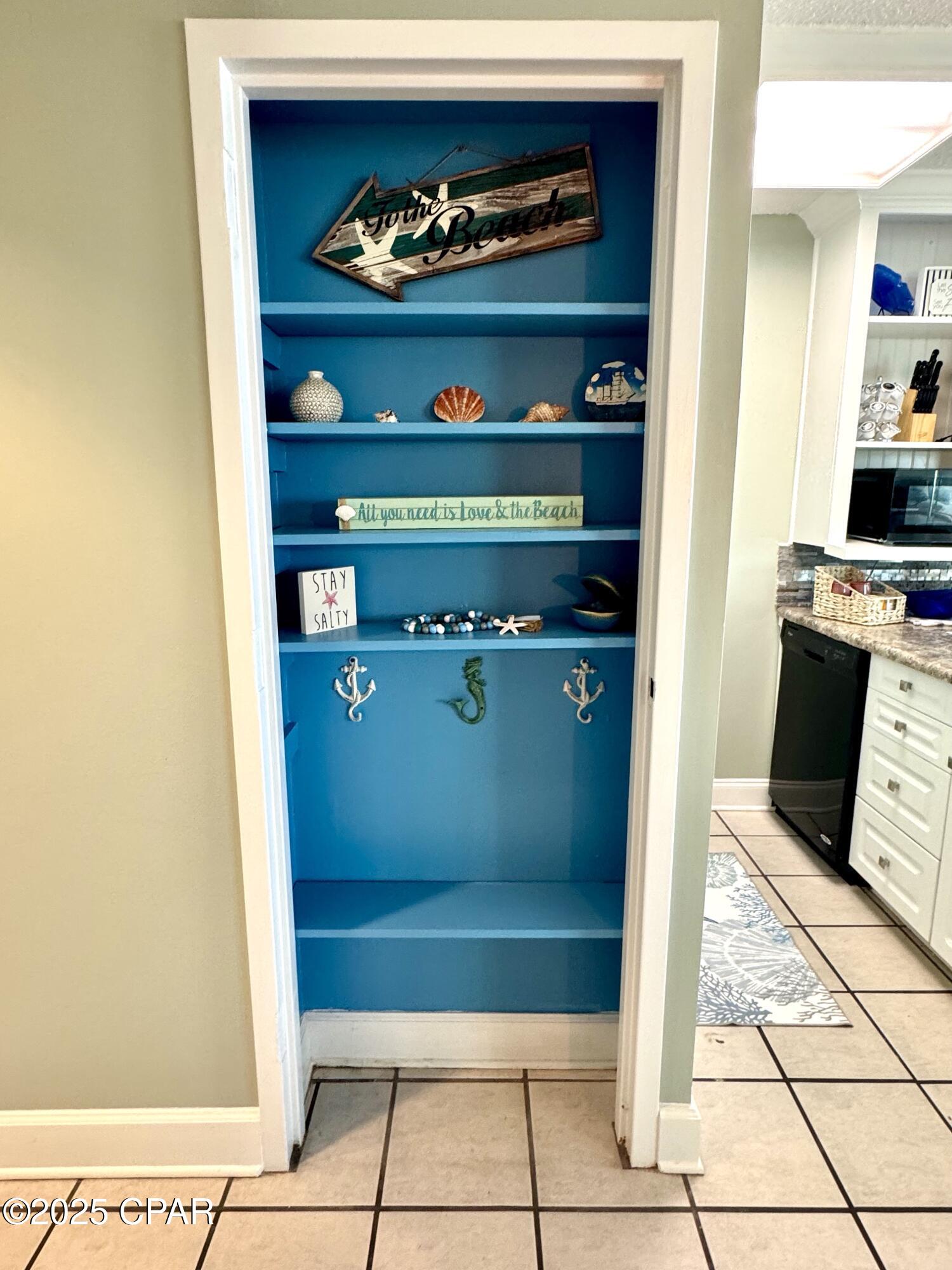 Image 24 For 8817 Thomas Drive A614