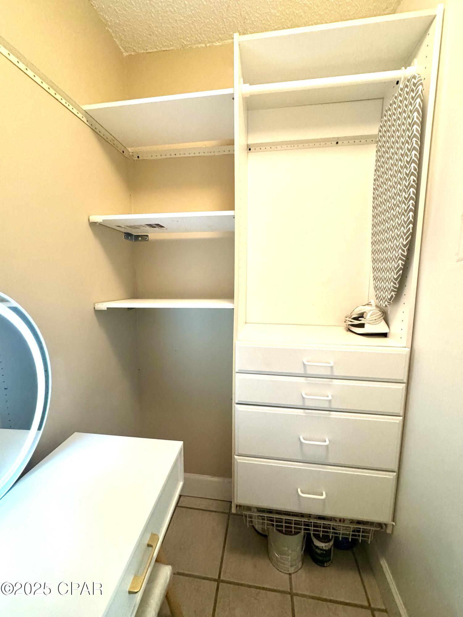 Image 30 For 8817 Thomas Drive A614