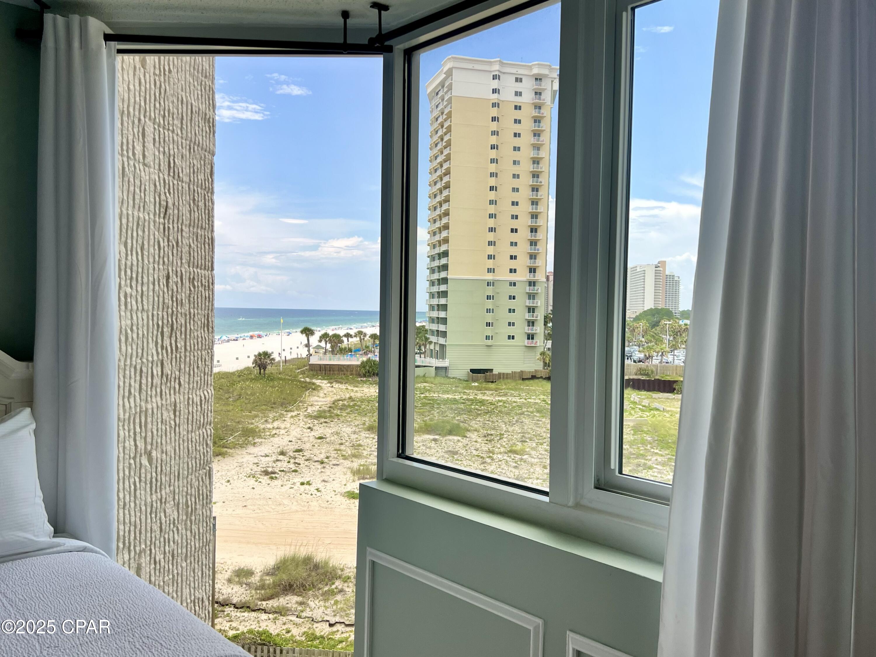 Image 31 For 8817 Thomas Drive A614