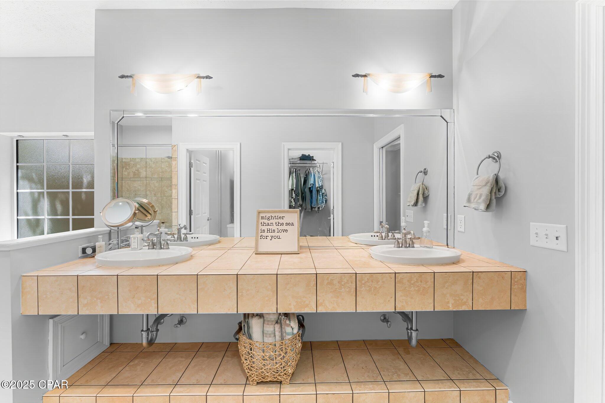 Image 17 For 3532 Fox Run Boulevard