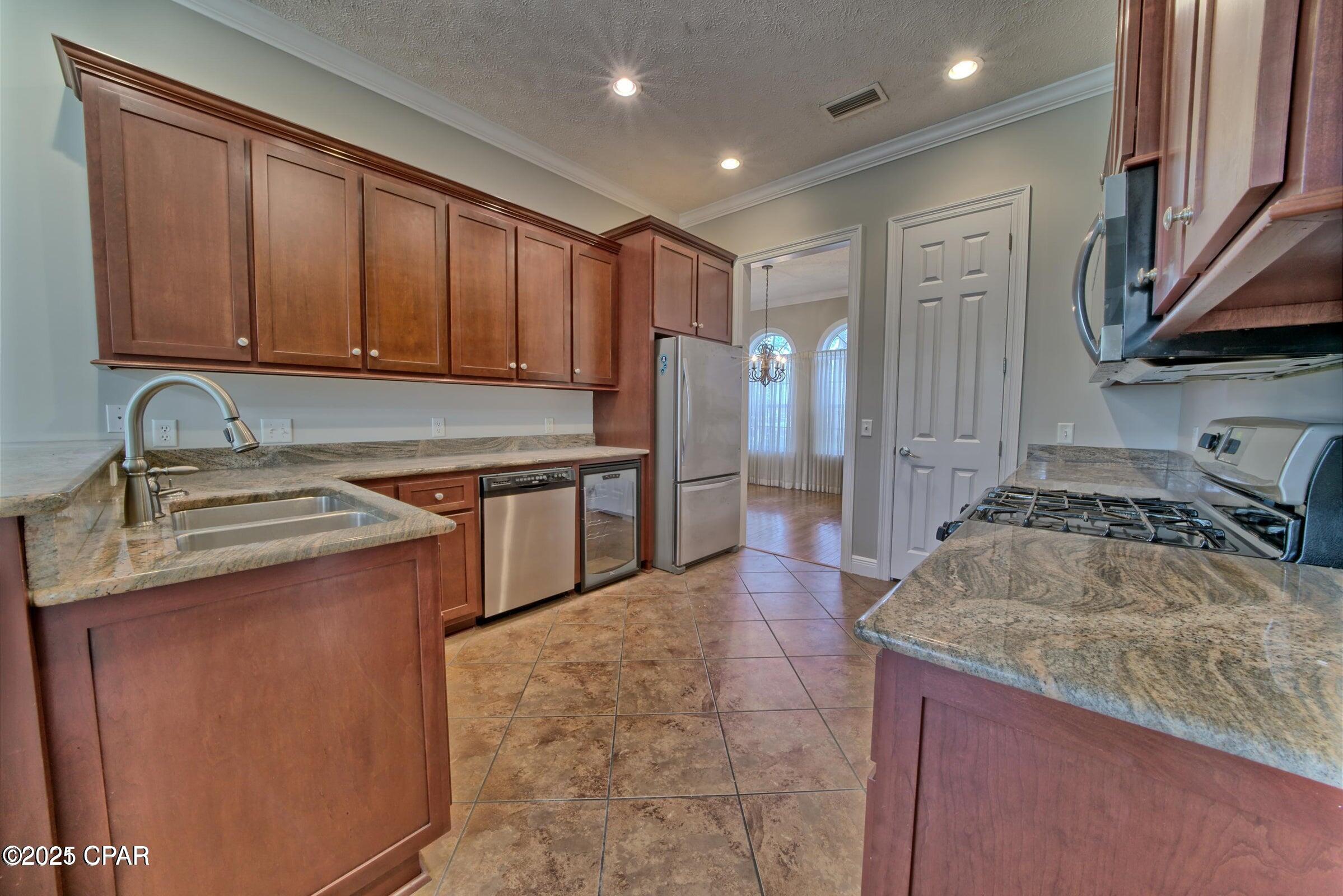 Image 9 For 3532 Fox Run Boulevard