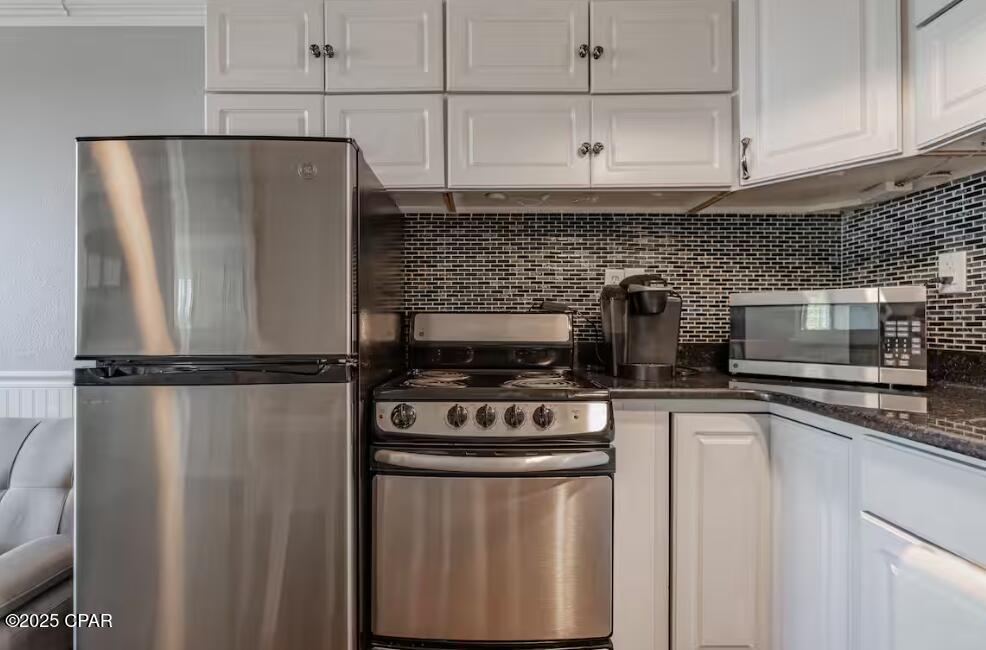 Listing photo id 16 for 14401 Front Beach 319 Road 319