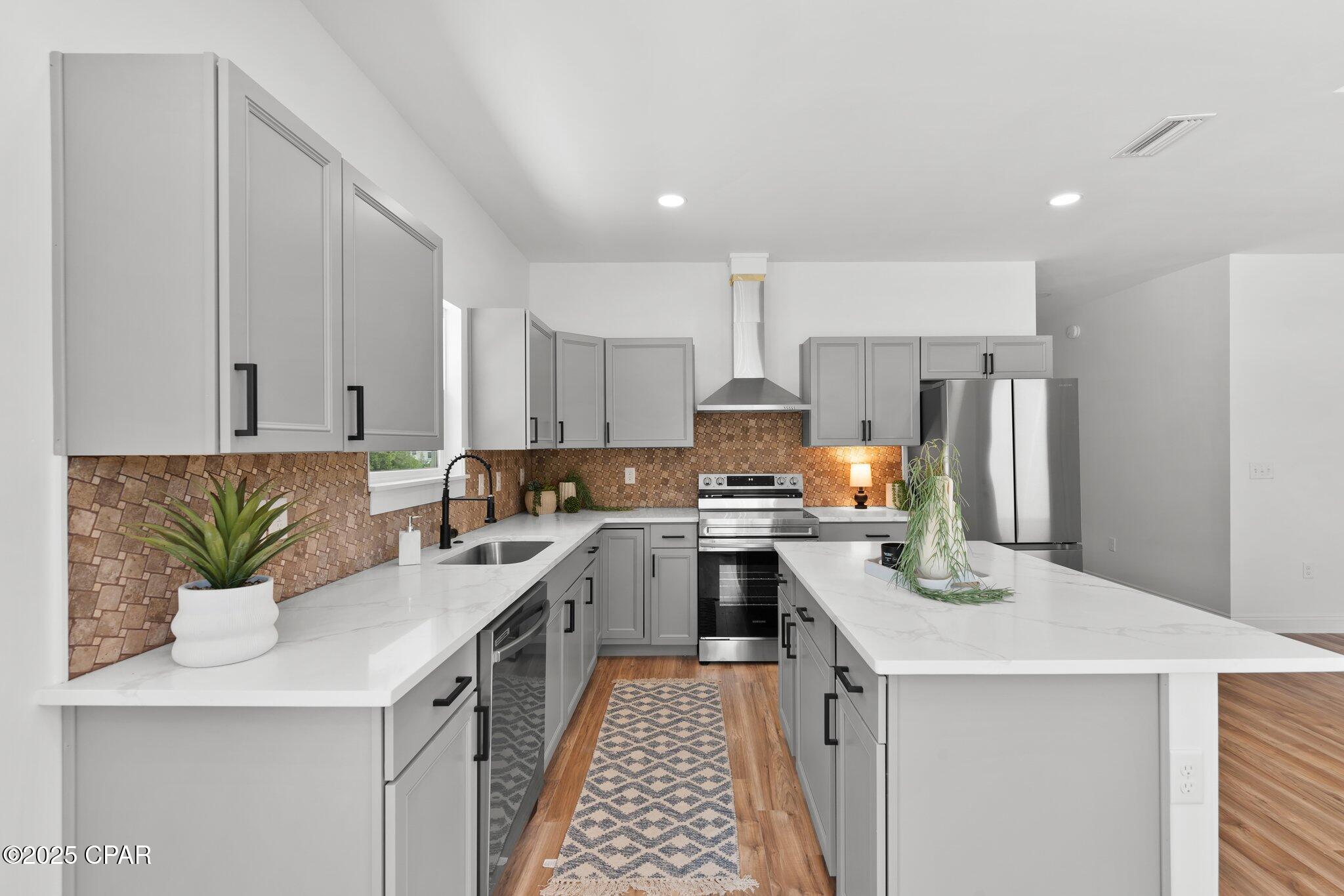 Image 12 For 63 Raphael Road