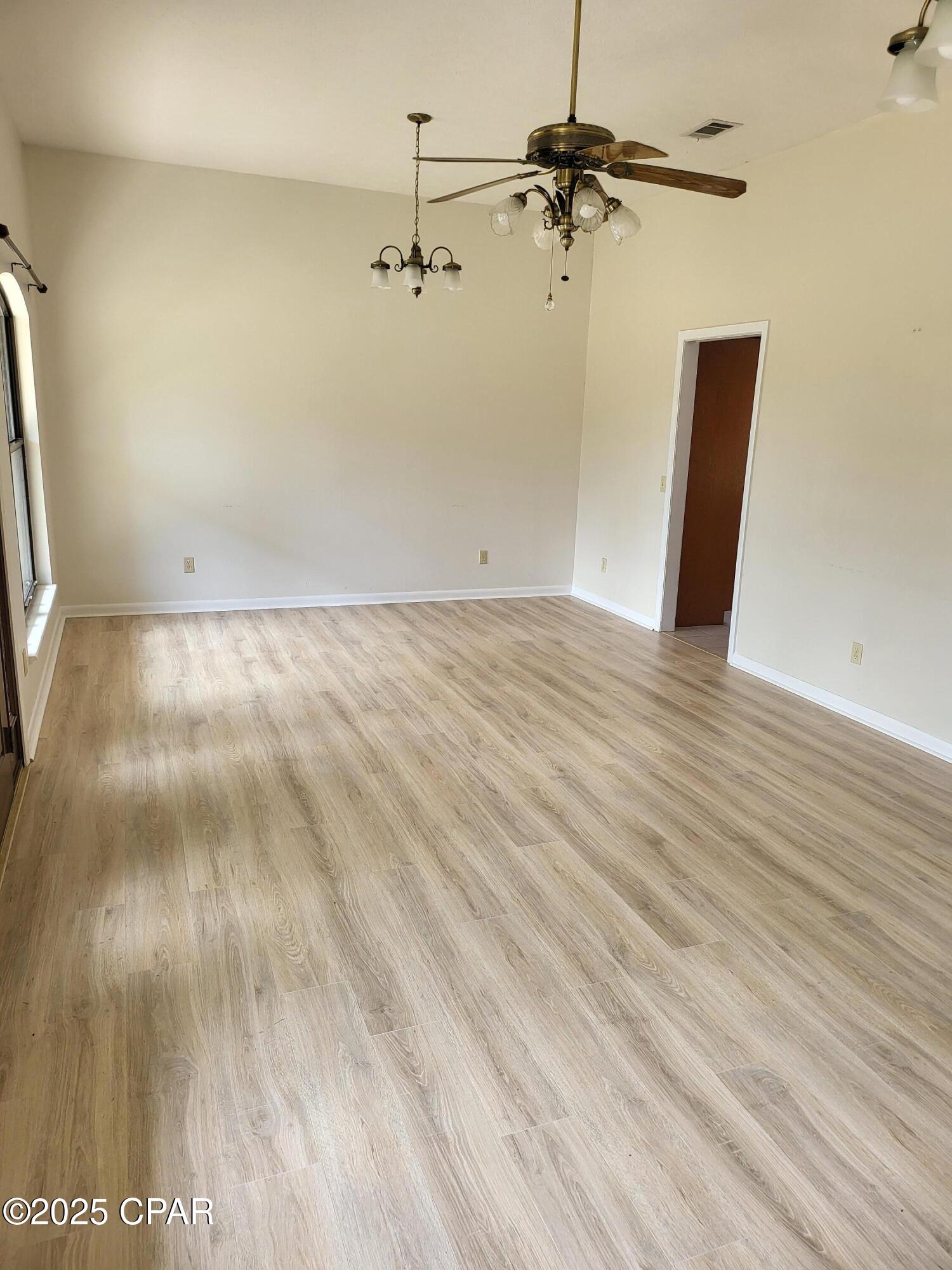 Image 15 For 1416 Houston Road