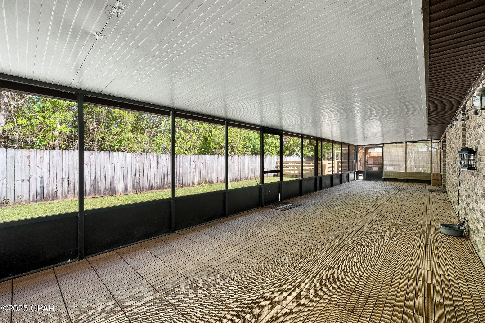 Image 25 For 2745 Ravenwood Court