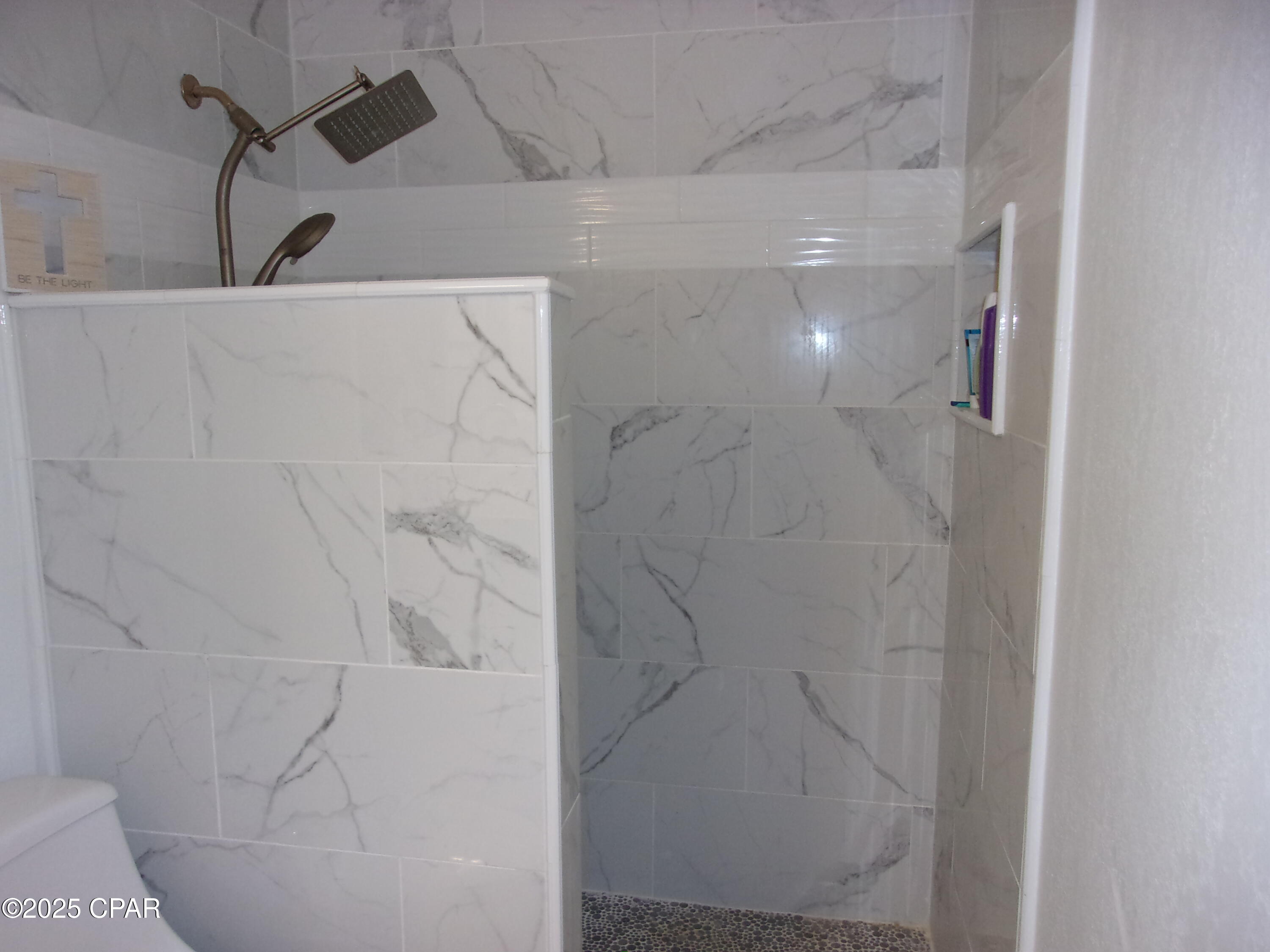 Image 28 For 1002 Weeks Street