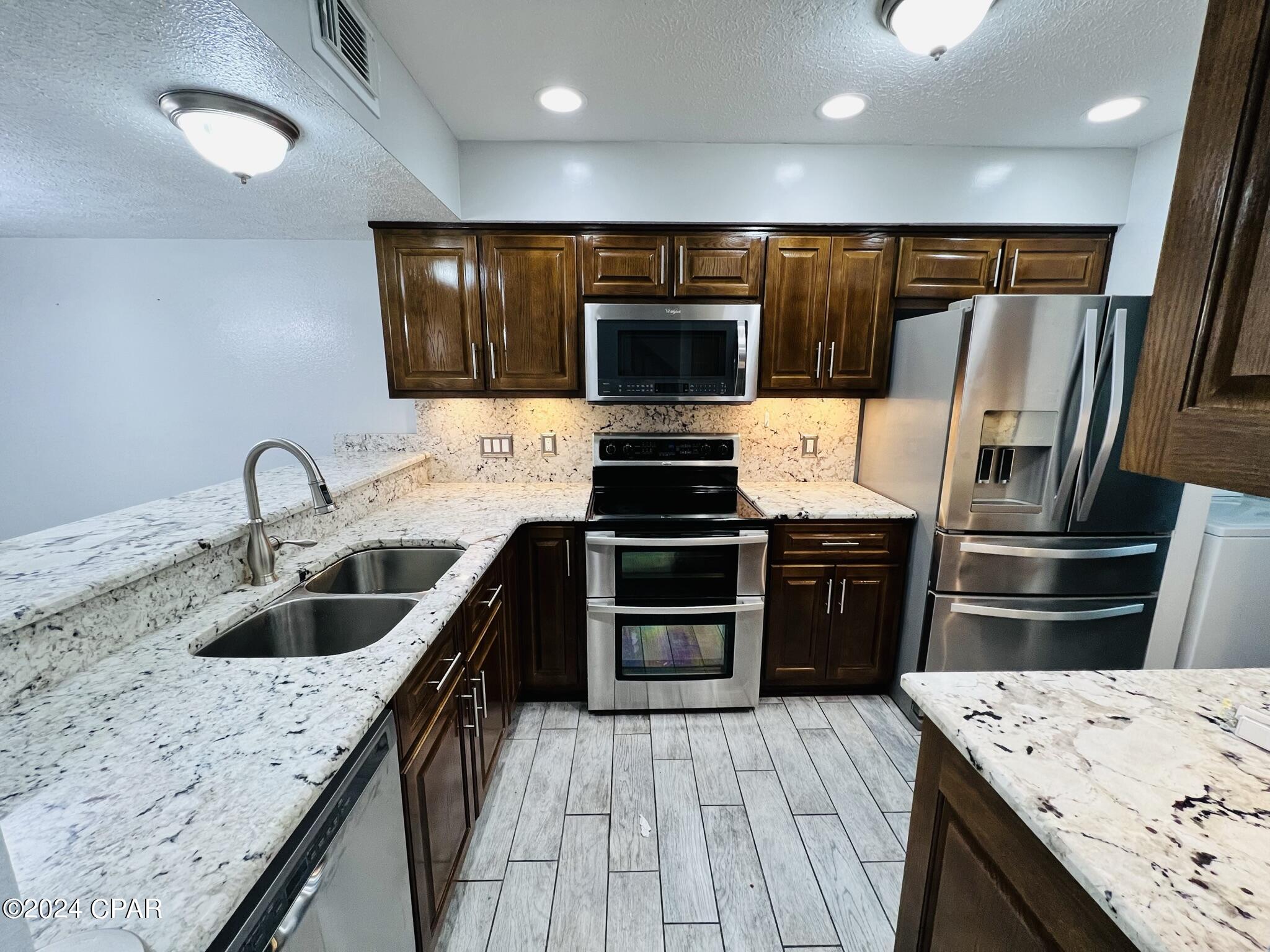 Image 1 For 8623 Lagoon Drive B10