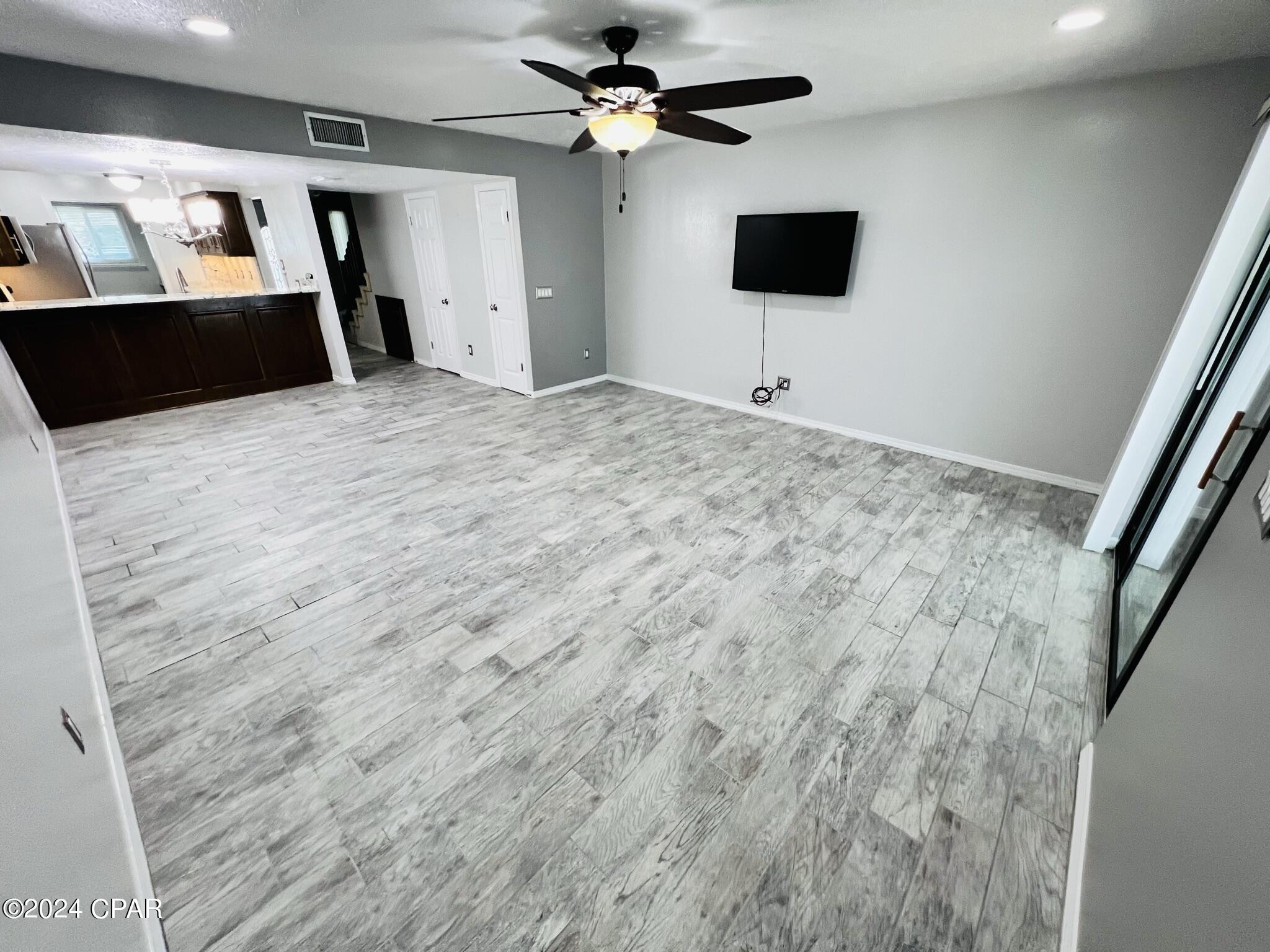 Image 14 For 8623 Lagoon Drive B10