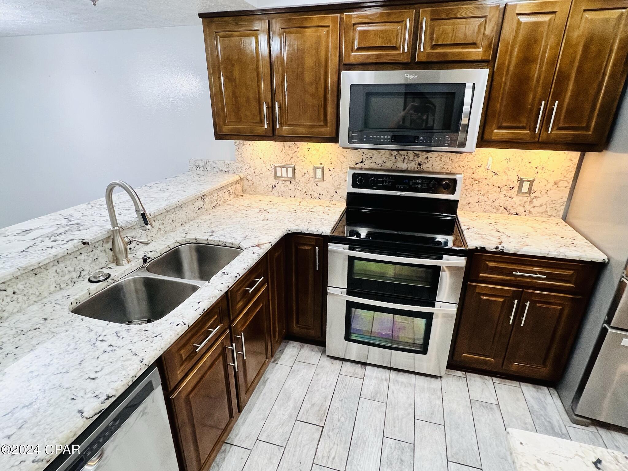 Image 4 For 8623 Lagoon Drive B10