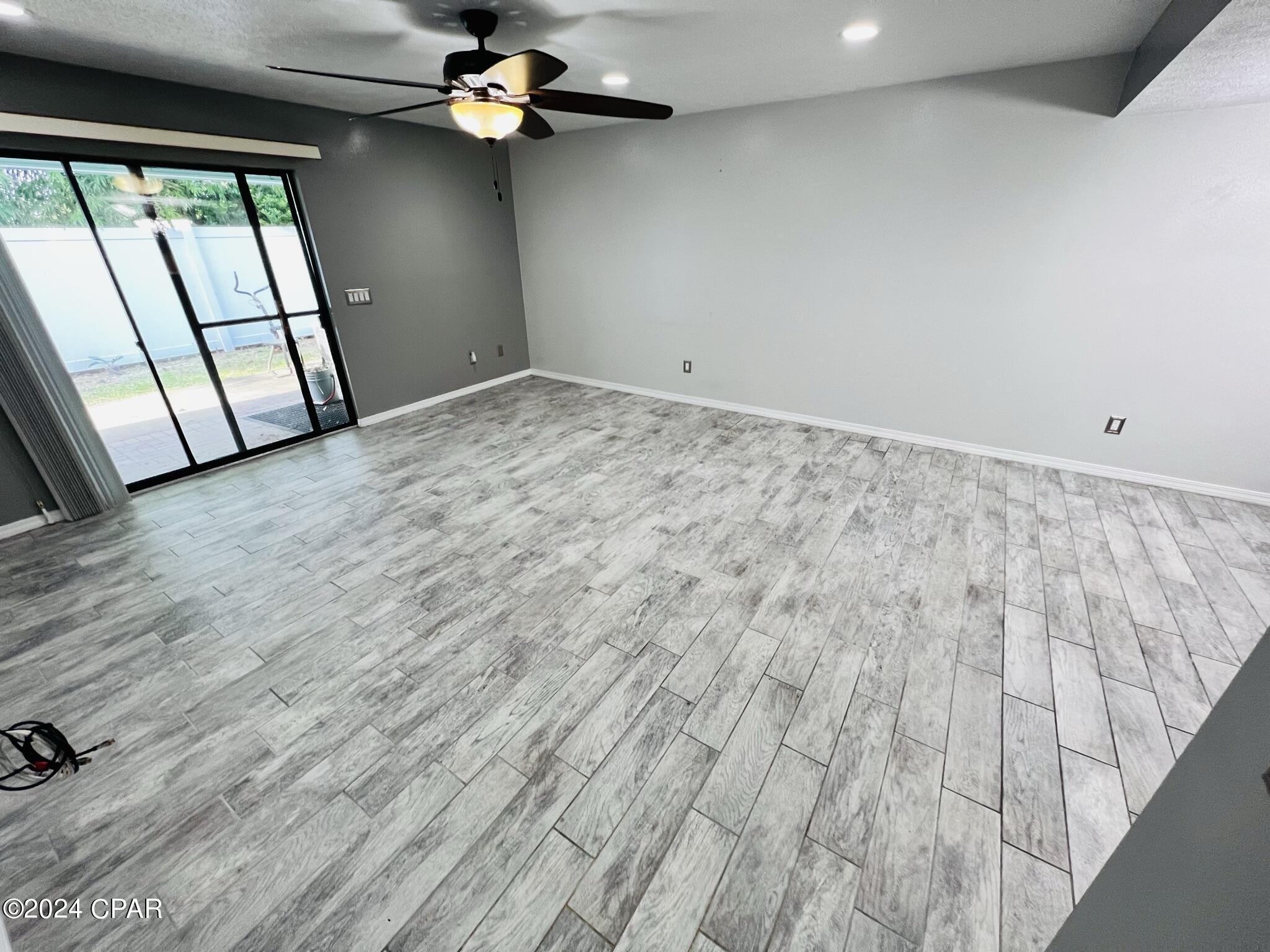 Image 9 For 8623 Lagoon Drive B10