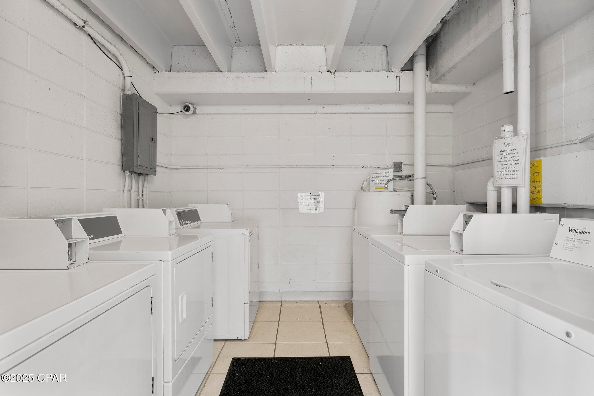 Listing photo id 31 for 14401 Front Beach Road 416