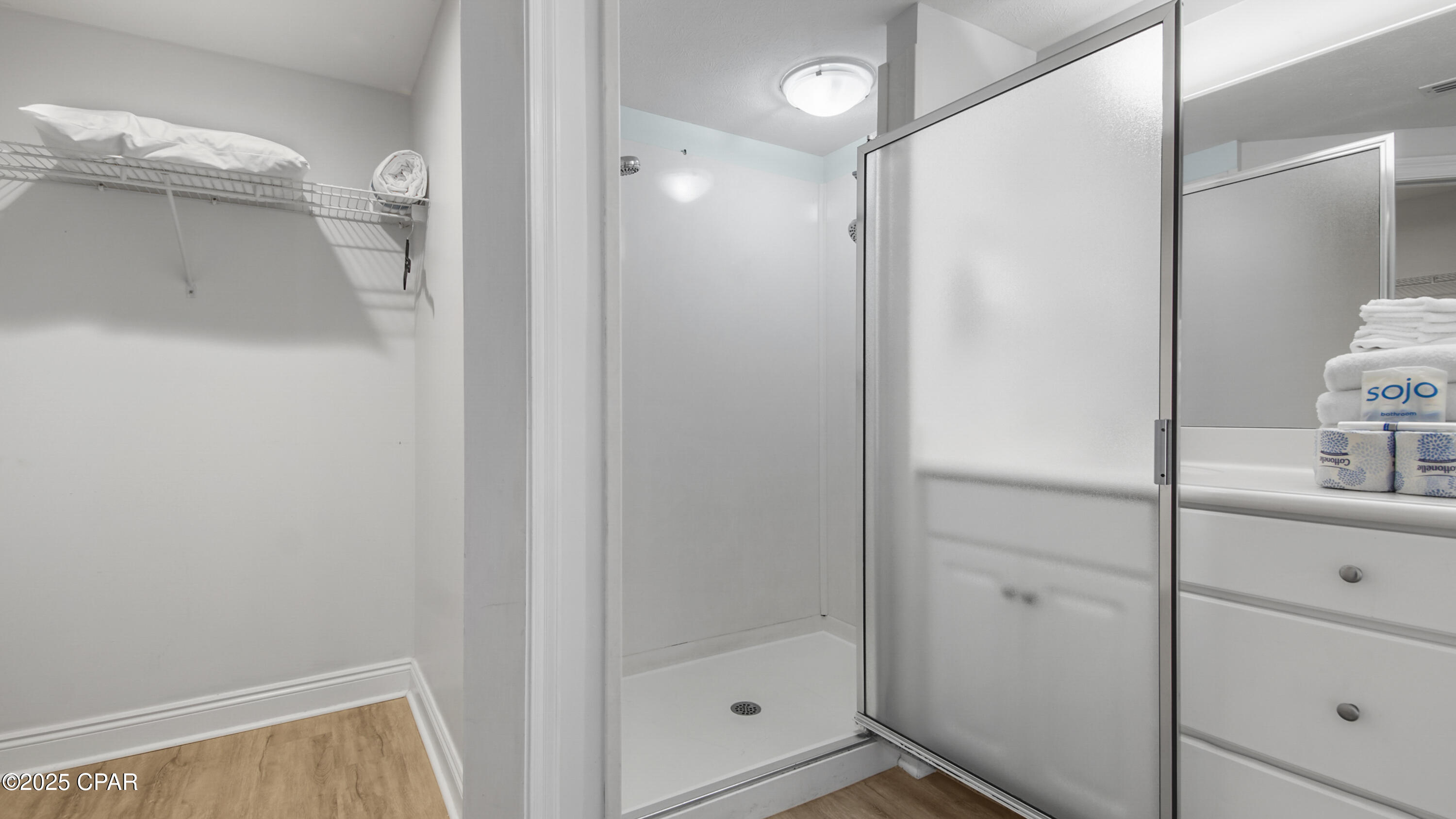 Image 24 For 5004 Thomas 2005 Drive 2005