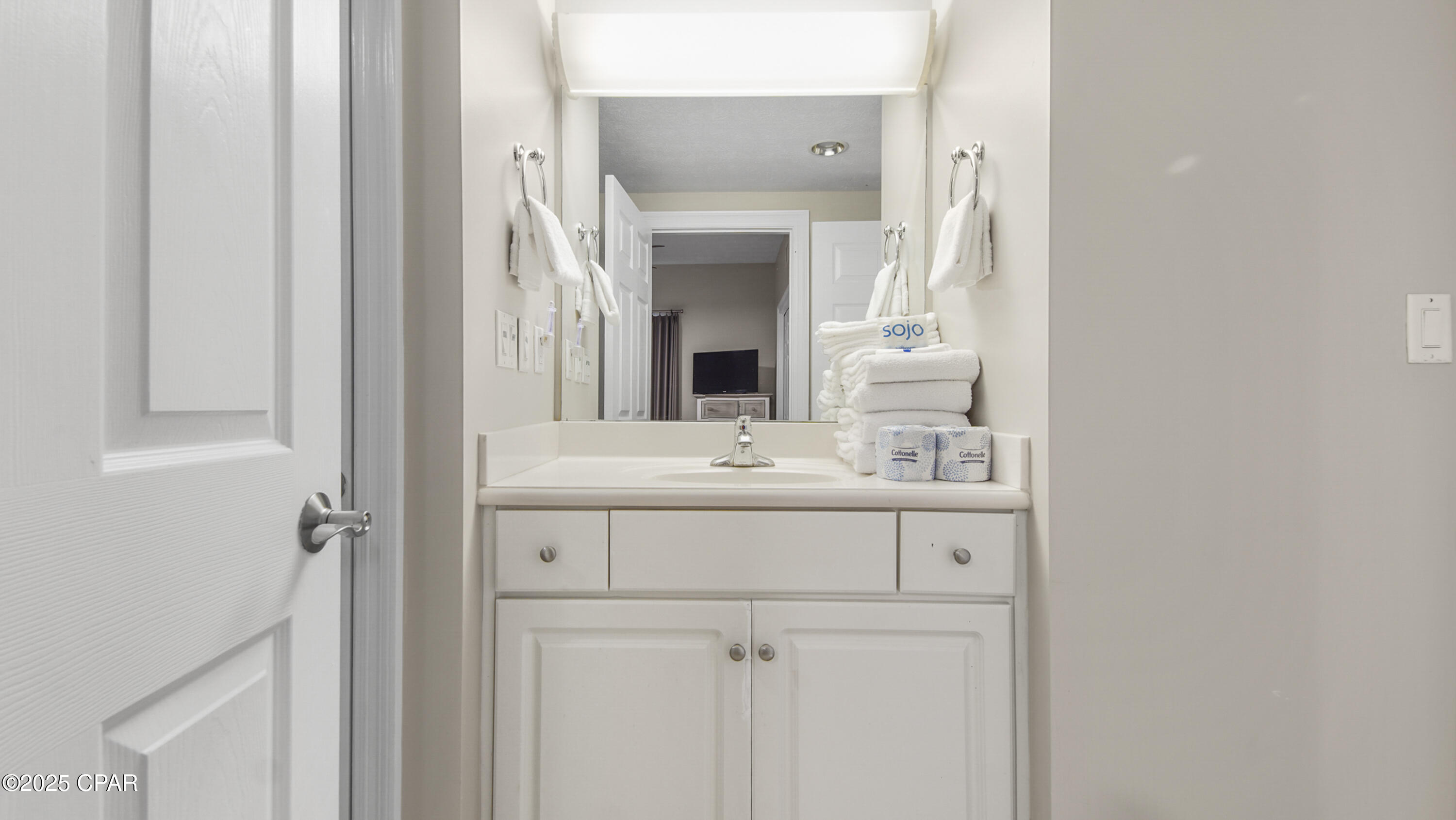 Image 12 For 5004 Thomas 2102 Drive 2102