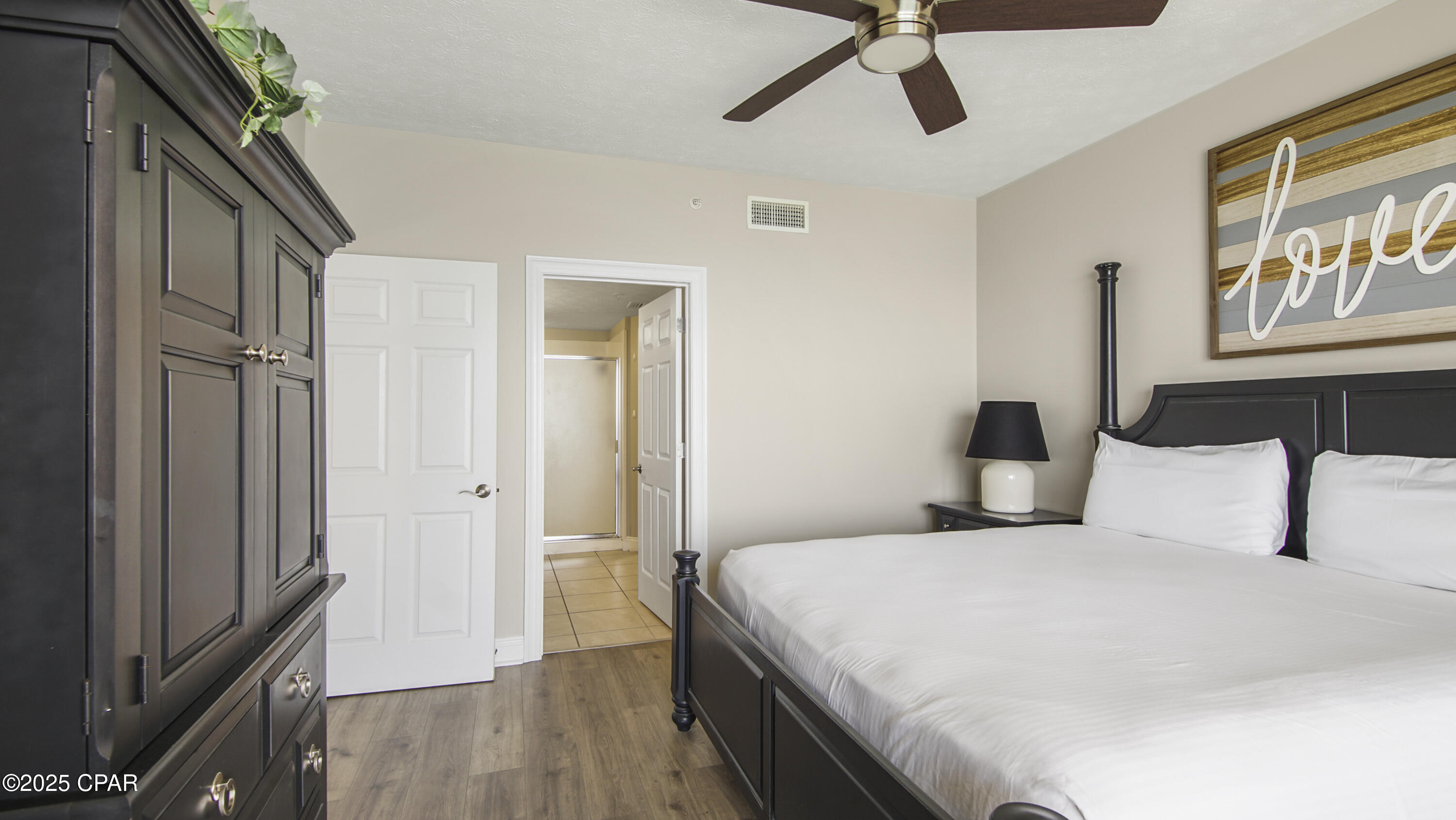 Image 24 For 5004 Thomas 2102 Drive 2102