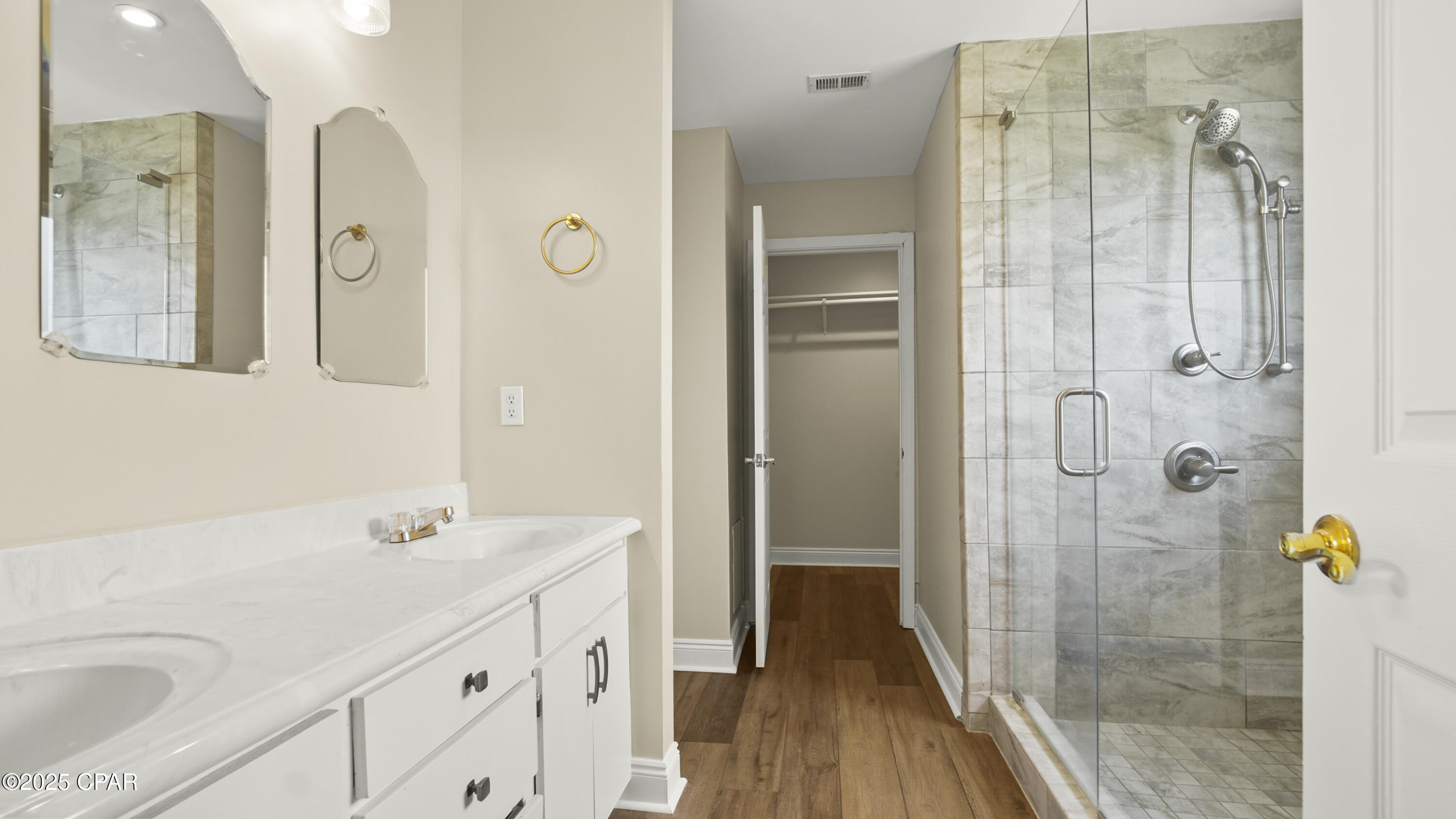 Image 15 For 2435 Amhurst Street