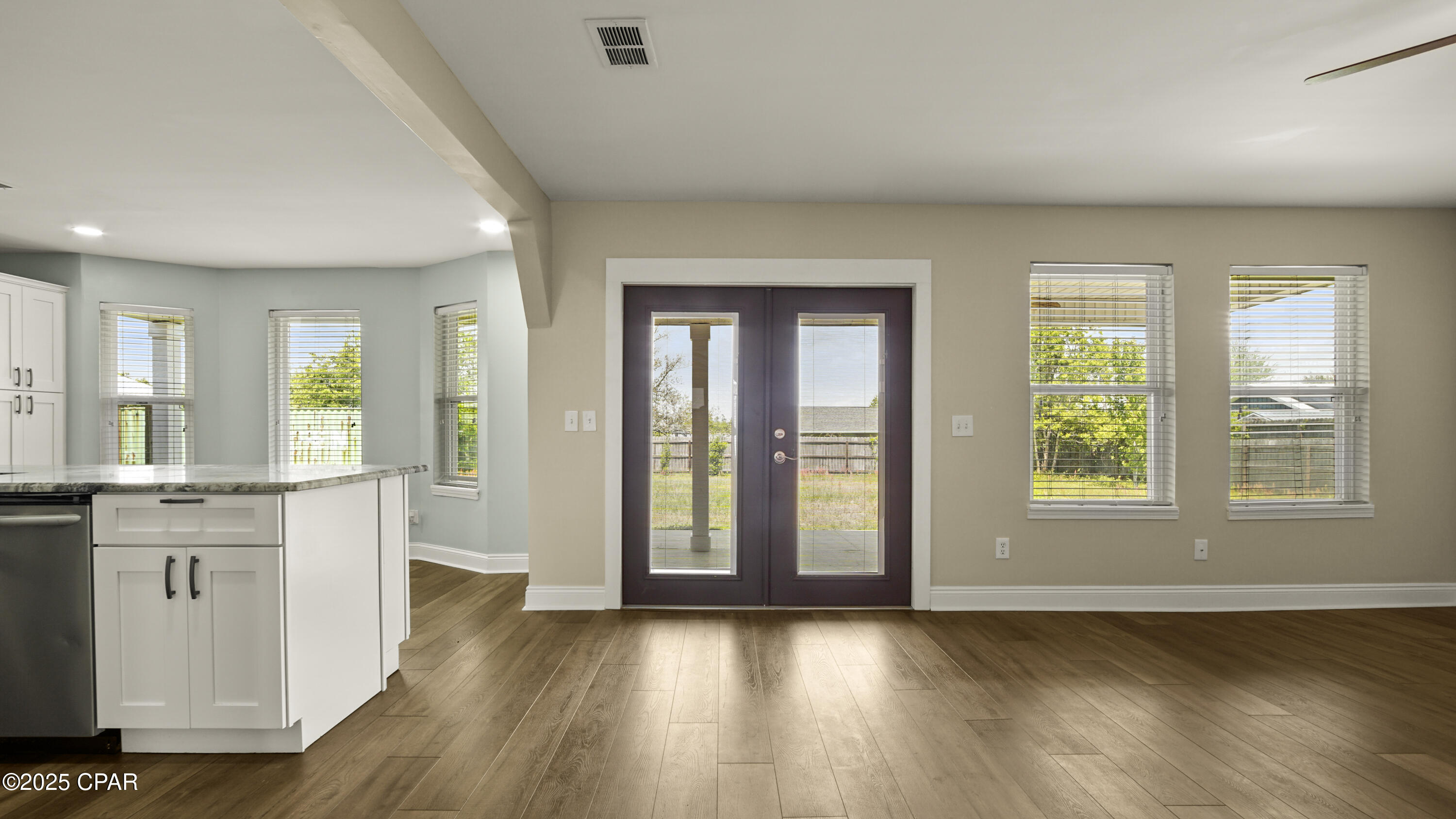 Image 4 For 2435 Amhurst Street