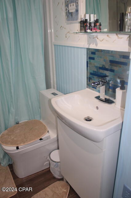 Image 33 For 4583 Dickson Road